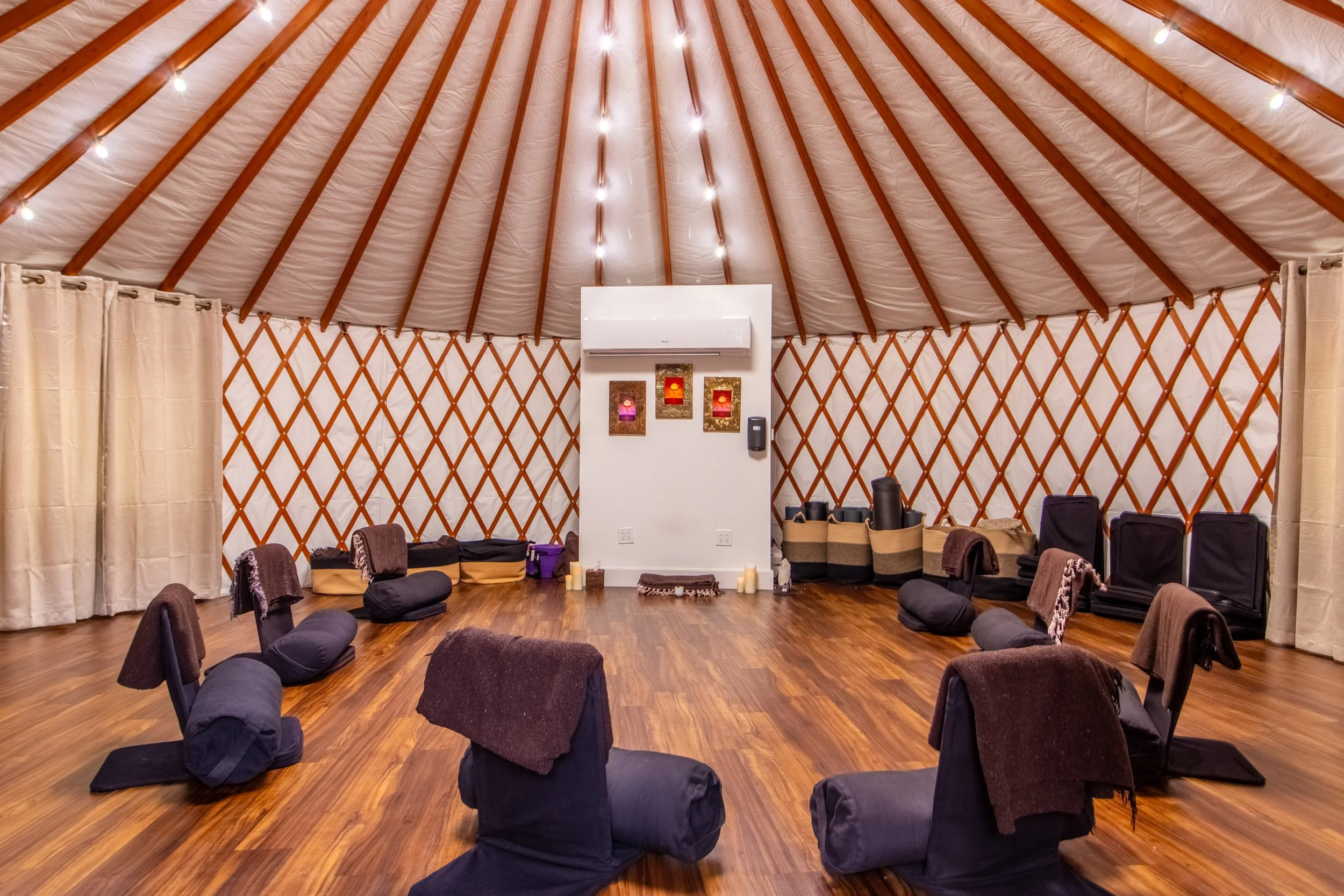Discovery Yurt (2).jpg