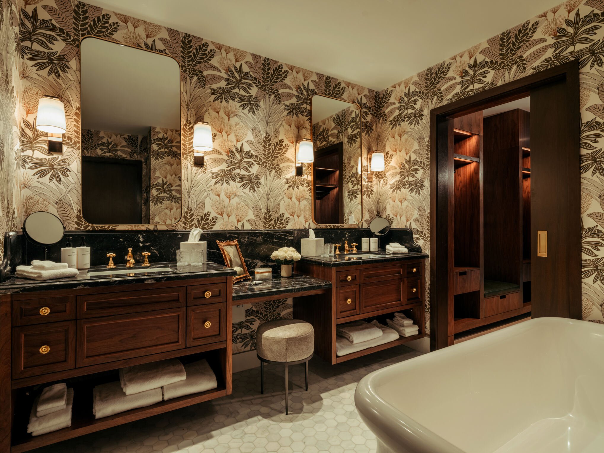 Bathroom suite photo- TGA.jpg