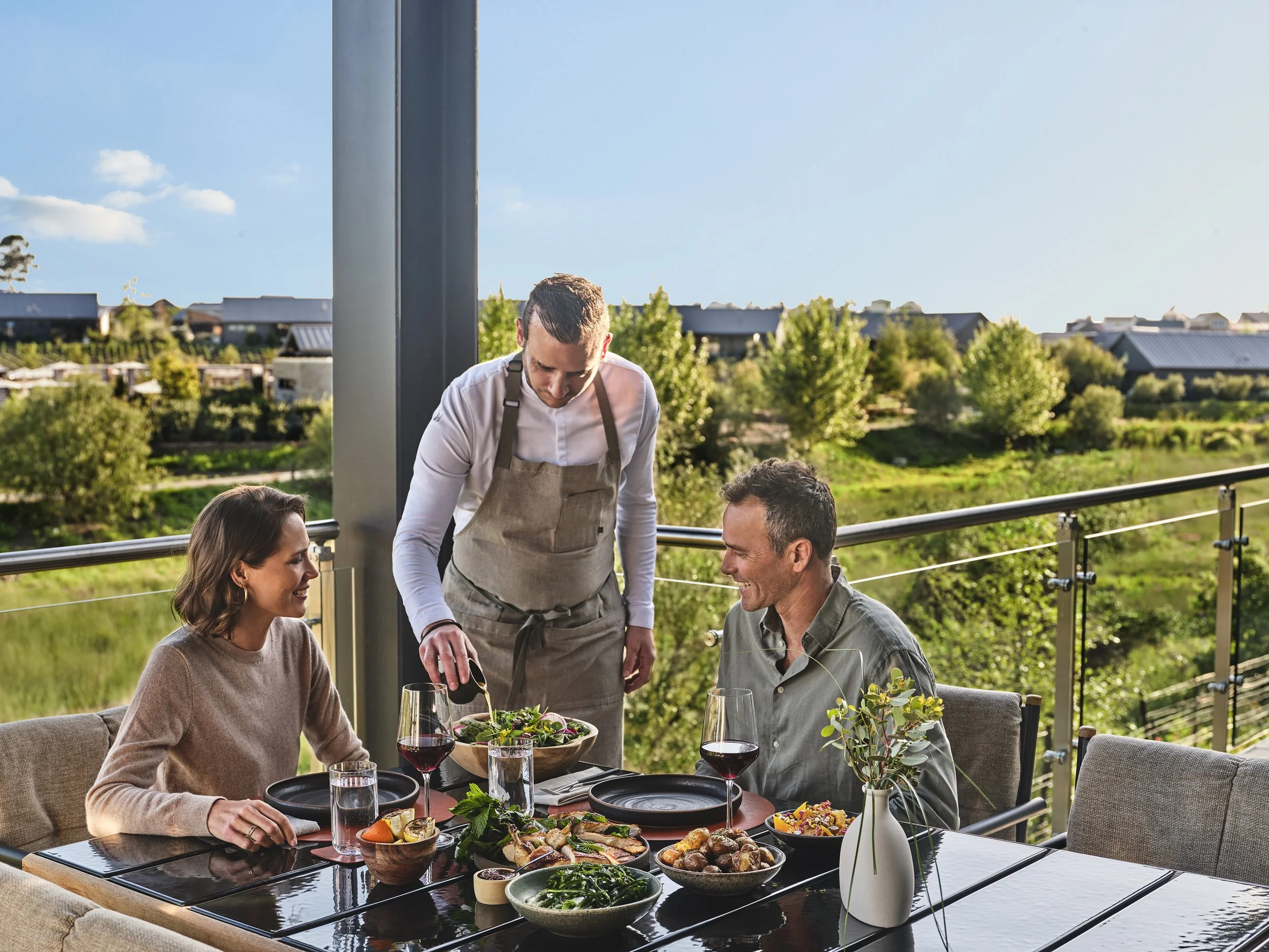 STN_Accomodations_Sky-Villa_Dining_Lifestyle_Stanly Ranch_2024_040687 1.jpg