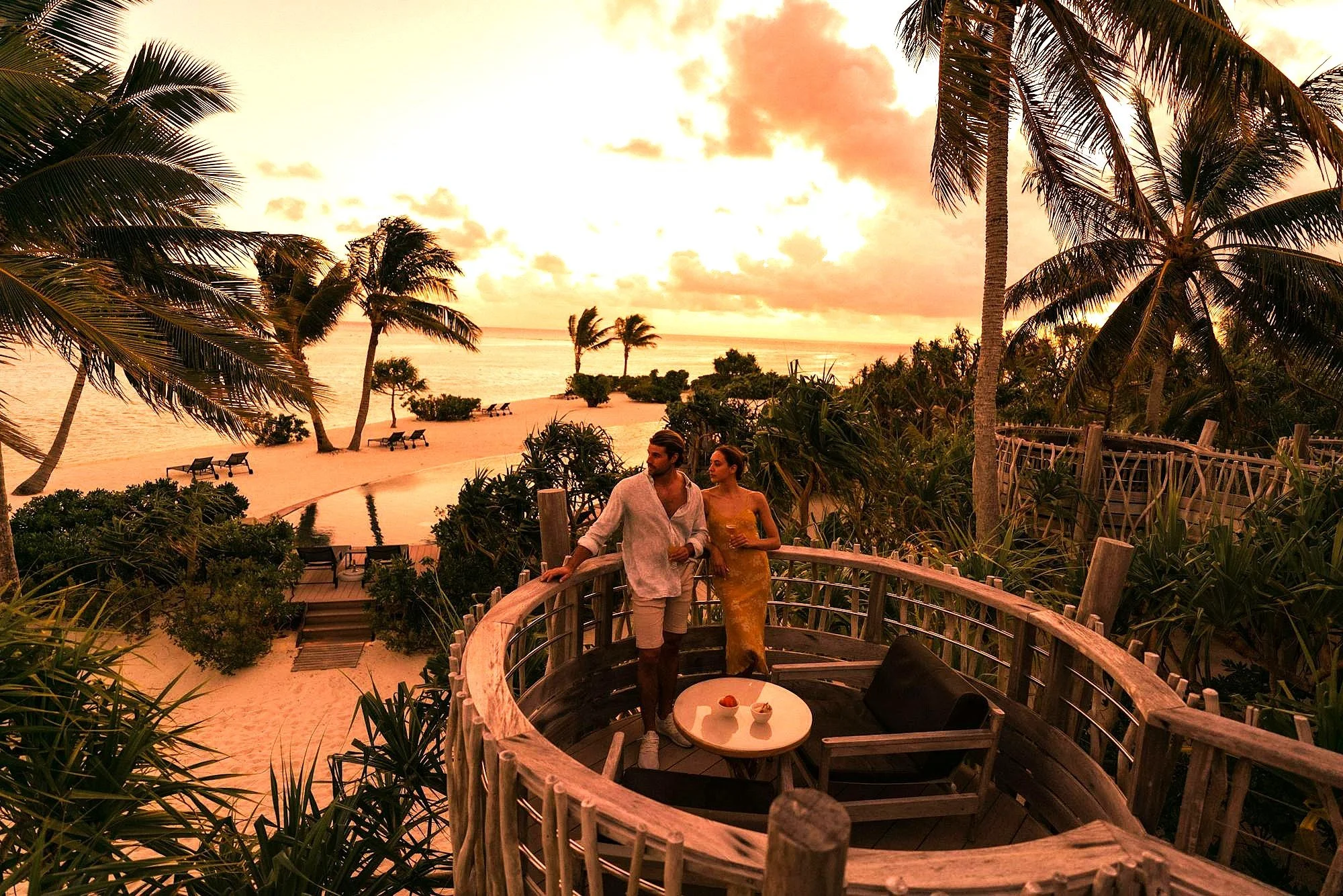 Te Manu Couple at Sunset.jpg