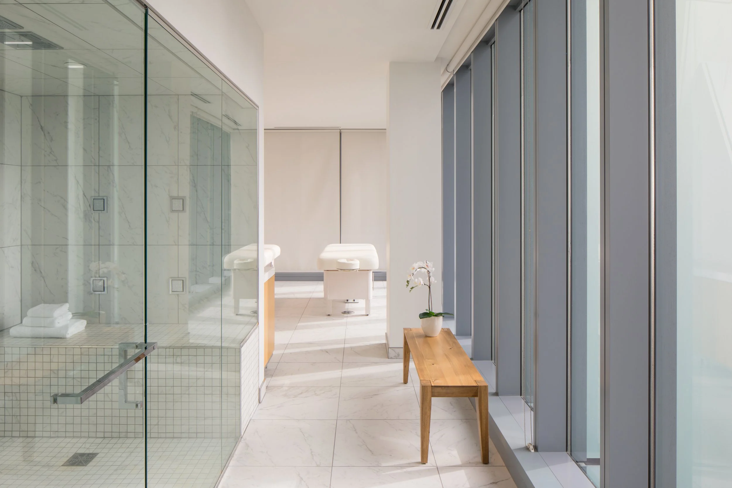 Lotte_Seattle_Hotel_Spa Single Treatment Room_Shower.jpg.jpg