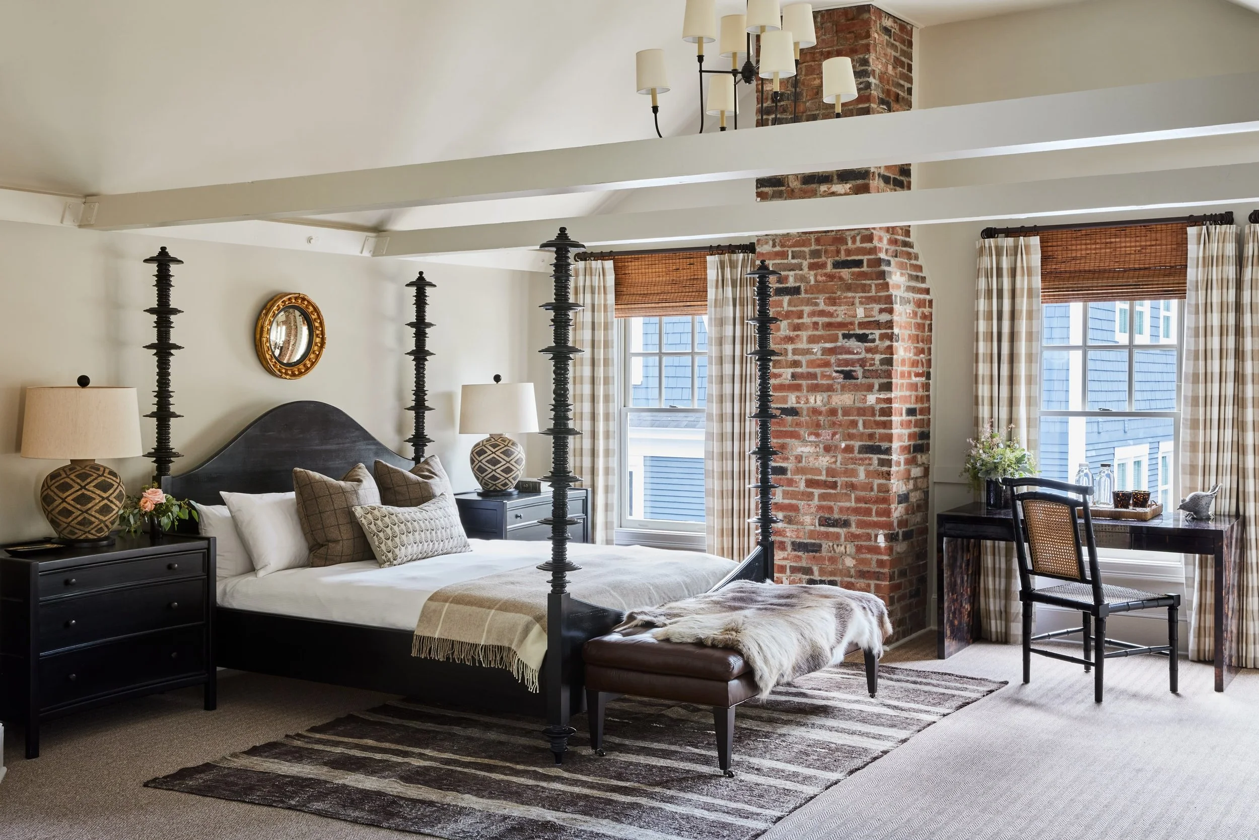 WBI_Accommodations_Loft-Suite_Bedroom_2020_001-min.jpg