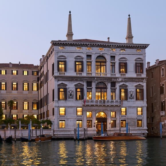 Aman Hotels & Resorts (Copy)