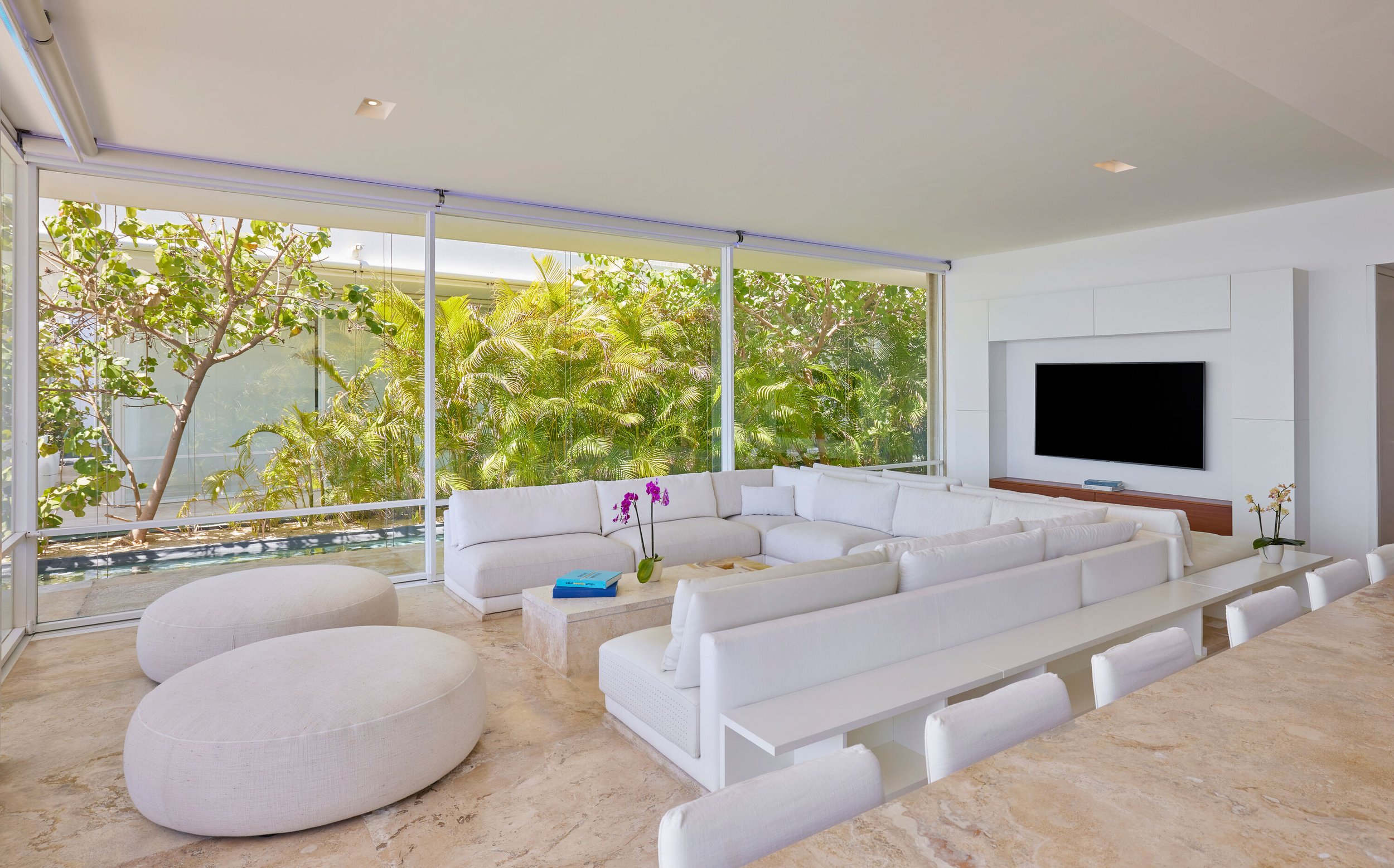 vlc_casita_3BRV_living room-large.jpg