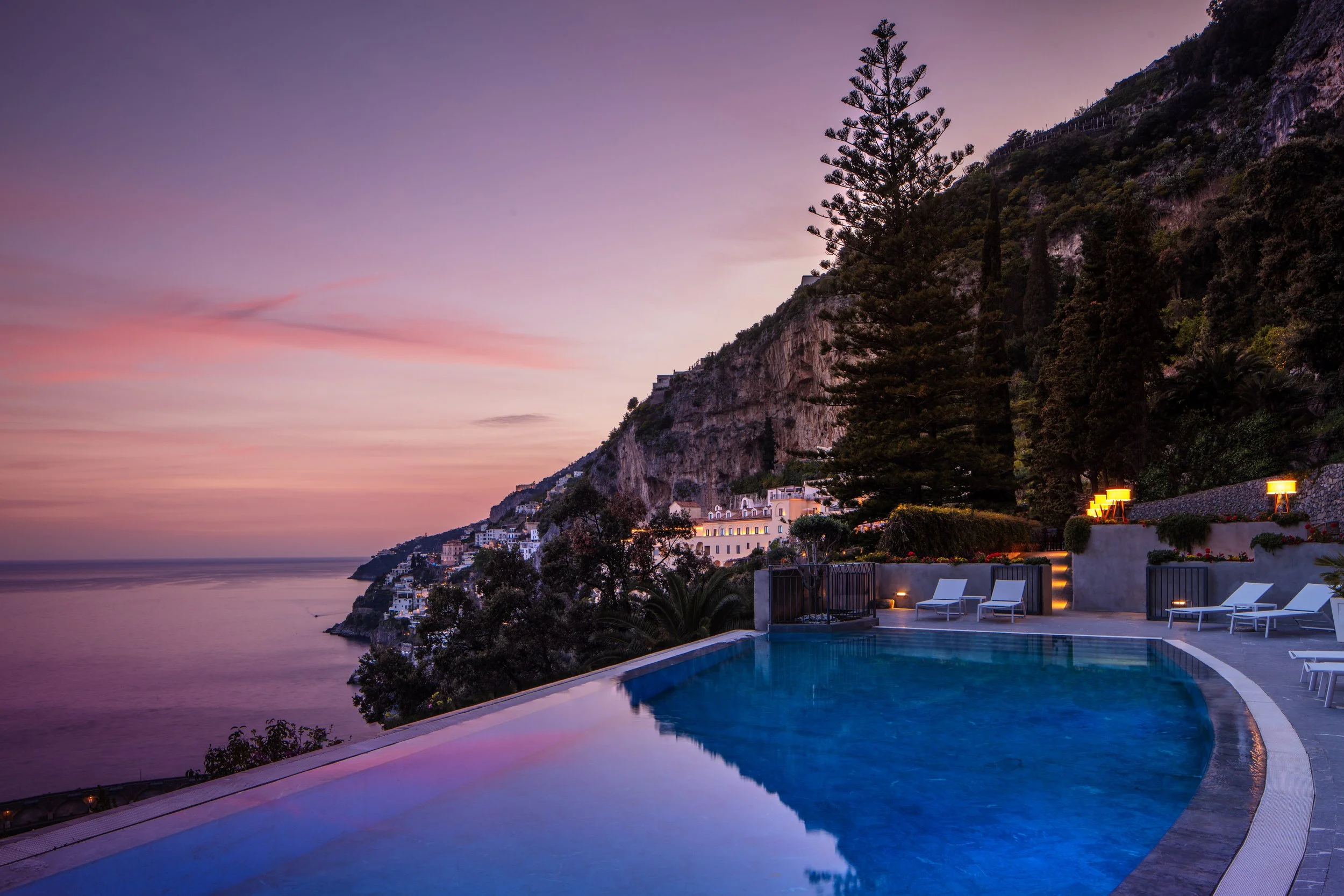 Anantara_Amalfi_Hotel_Infinity_Pool_Wide_2543.jpg