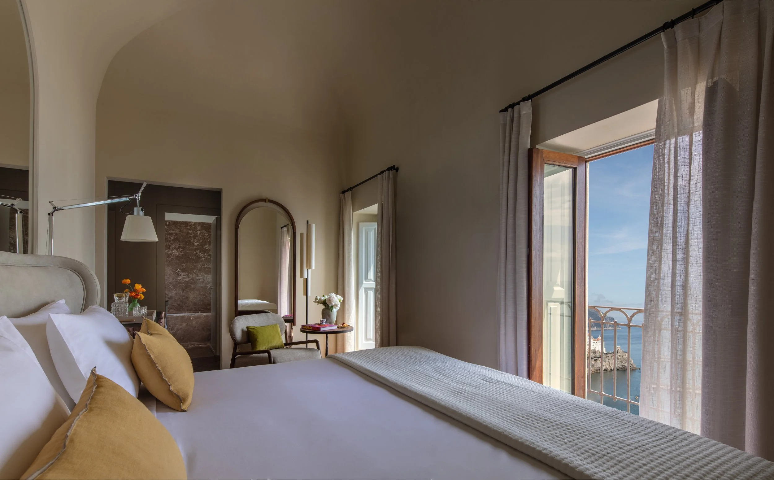 Anantara_Amalfi_Hotel_Premium_Sea_View_Room_Wide_0620.jpg