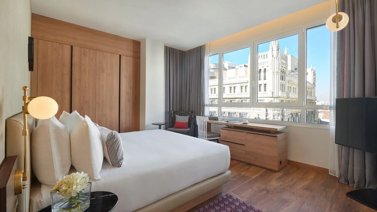 Hyatt Centric Gran Via Madrid - Hyatt Privé 25% Off Suites (Copy)