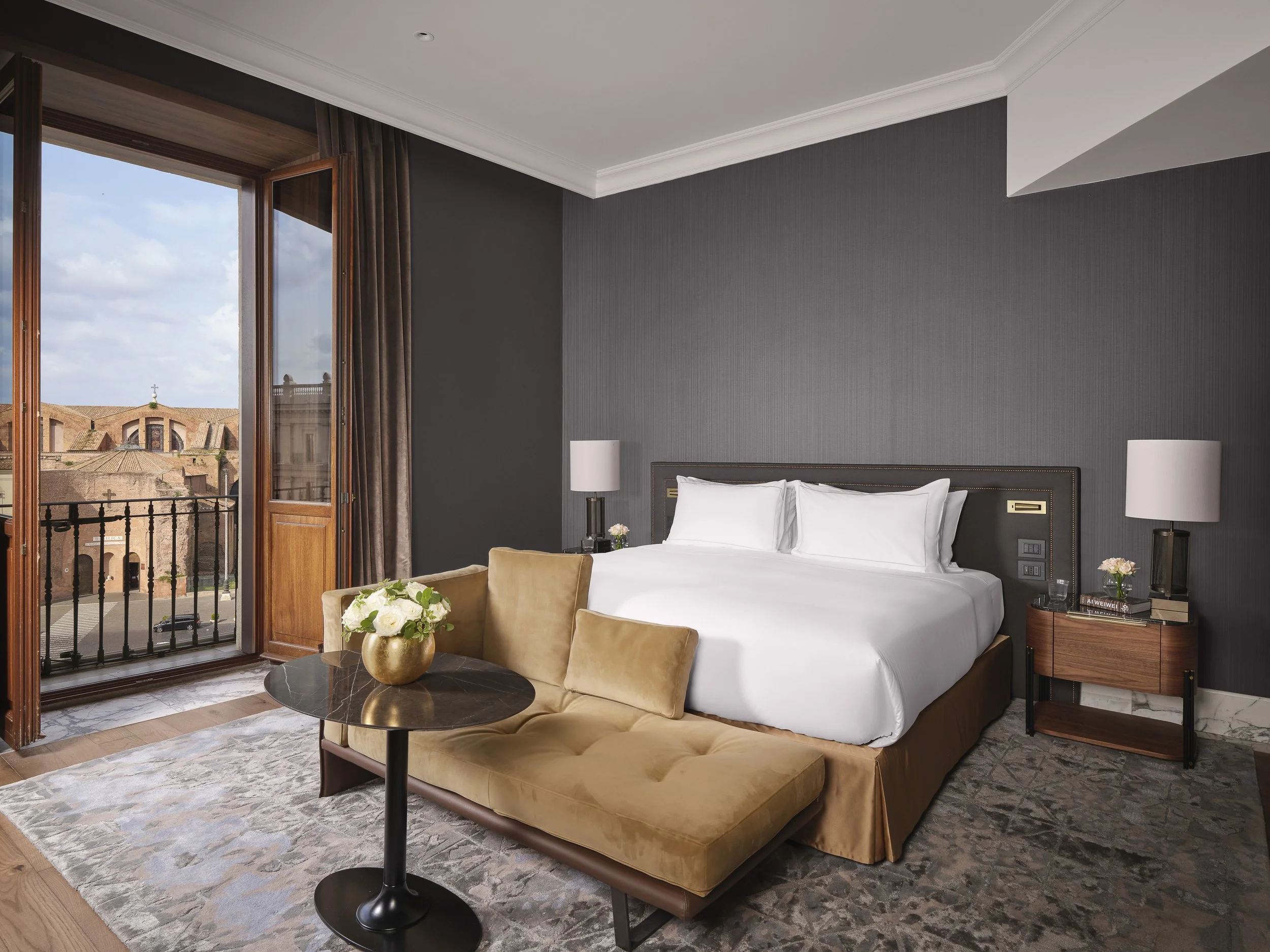 Anantara_Palazzo_Naiadi_Rome_Anantara_Suite_Bedroom_View.jpg