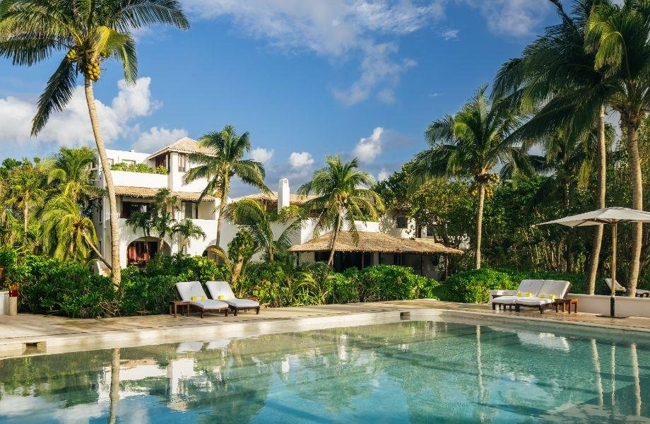 Hotel Esencia - pool.jpg