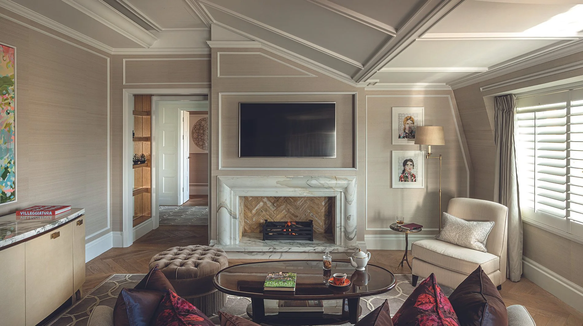 The-Cadogan-A-Belmond-Hotel-Suite-Living-Room-2.jpg