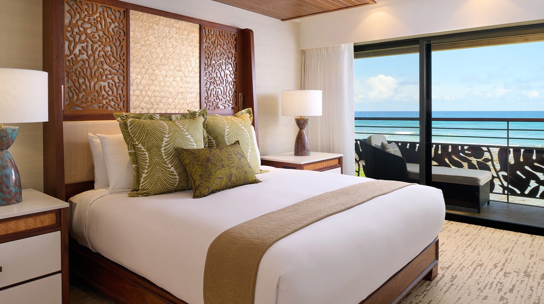 koa-kea-hotel-resort-ocean-front-suite-new2023.jpg