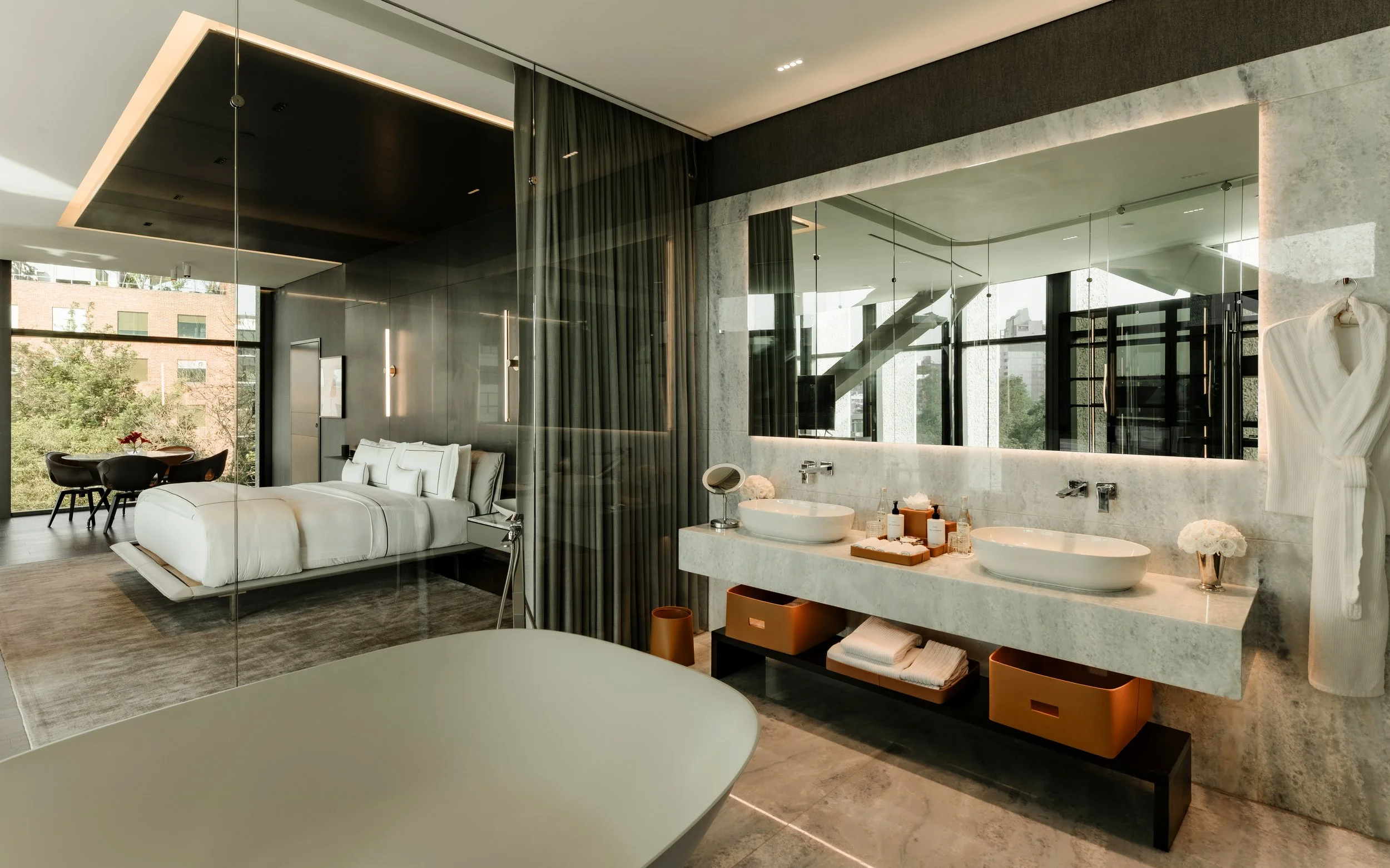 ALEXANDER_HOTEL (19) SUITE.jpg