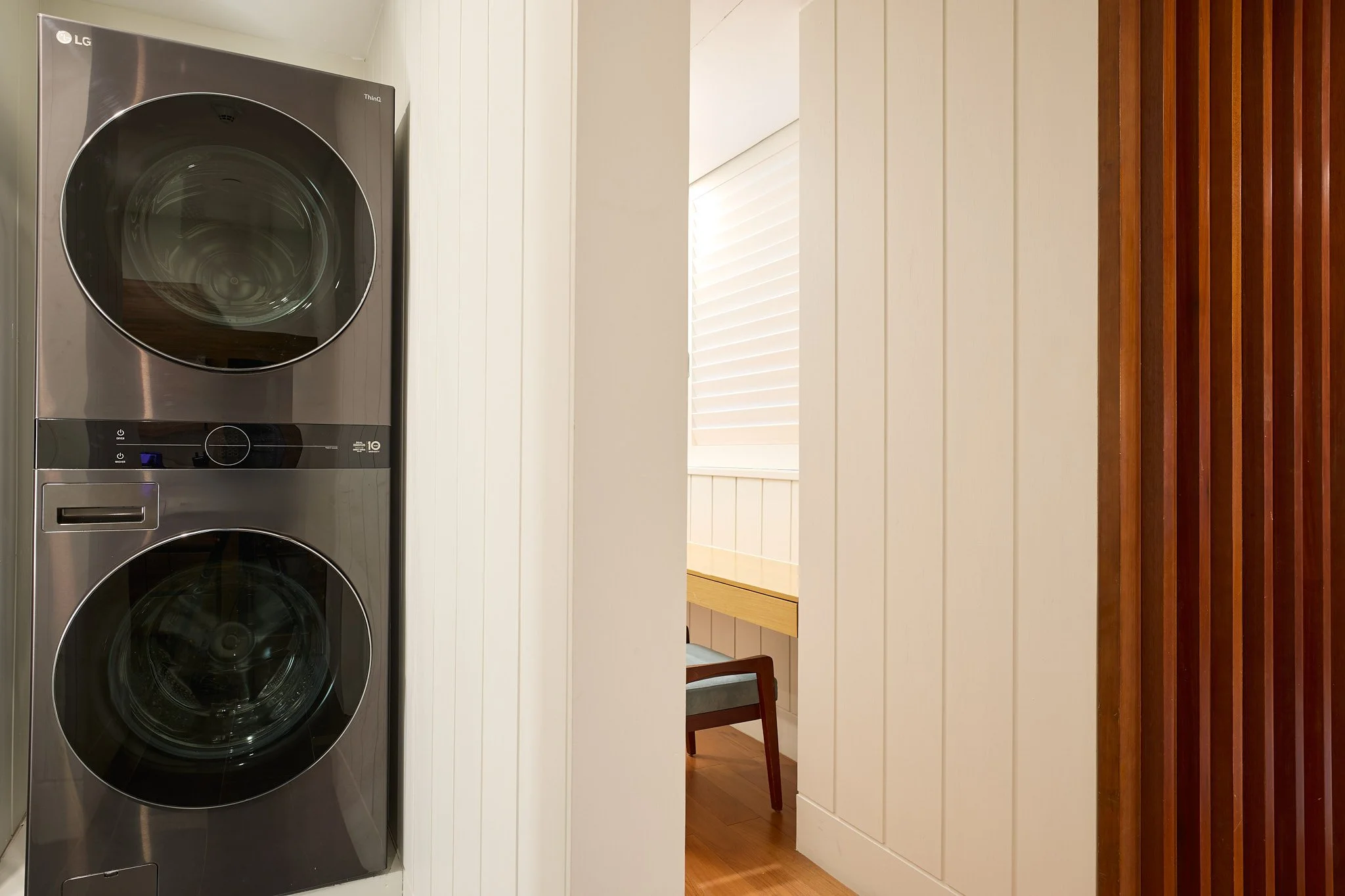 015_PENT_Villa_Bi-Level_Laundry_rm311_PHSKB_59364.jpg