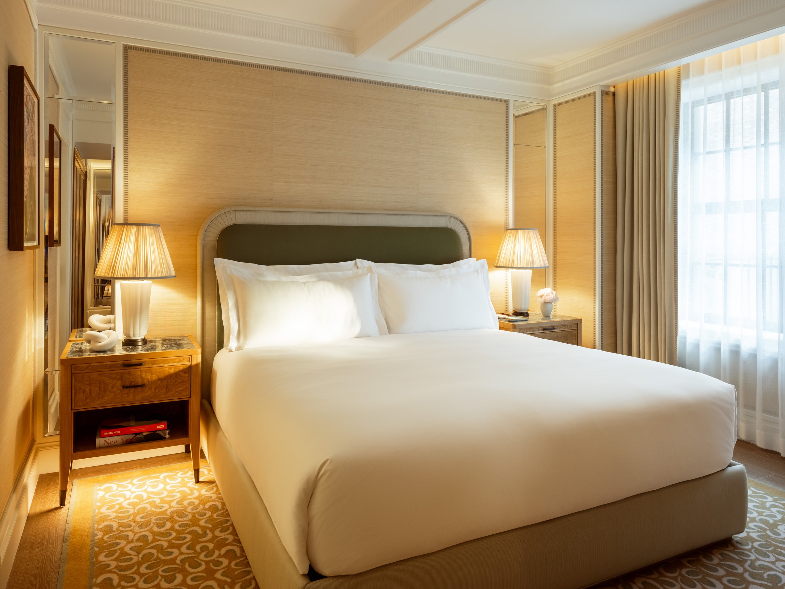 Corinthia_TheSurrey_NewYork_JuniorSuite_1760.jpg
