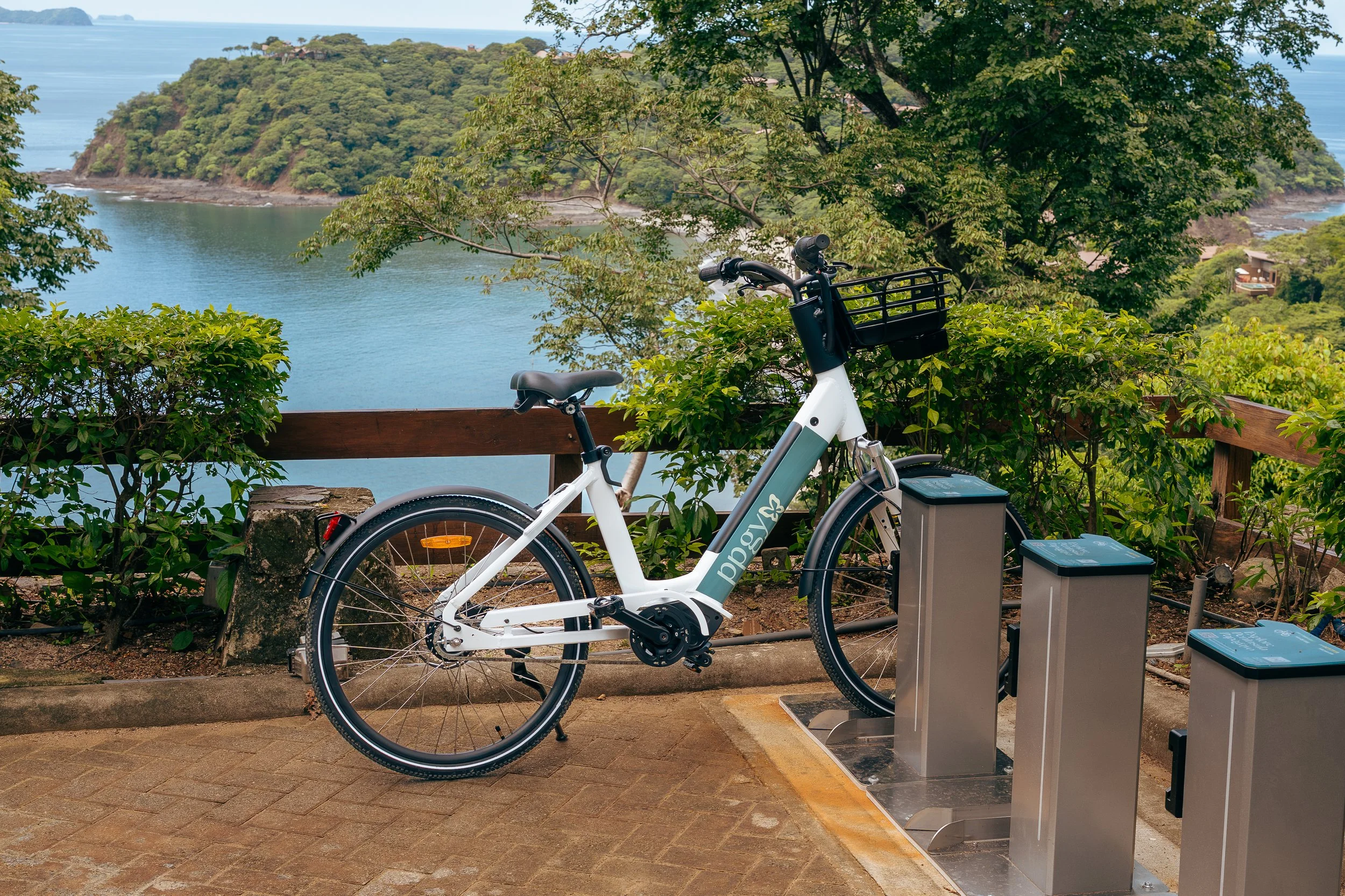 E-BIKESTATION.jpg
