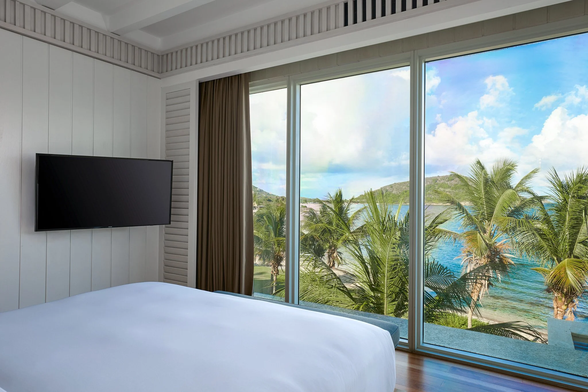 011_ST02_Suite_Plunge_Pool_Beachfront_rm121_PHSKB_58965.jpg
