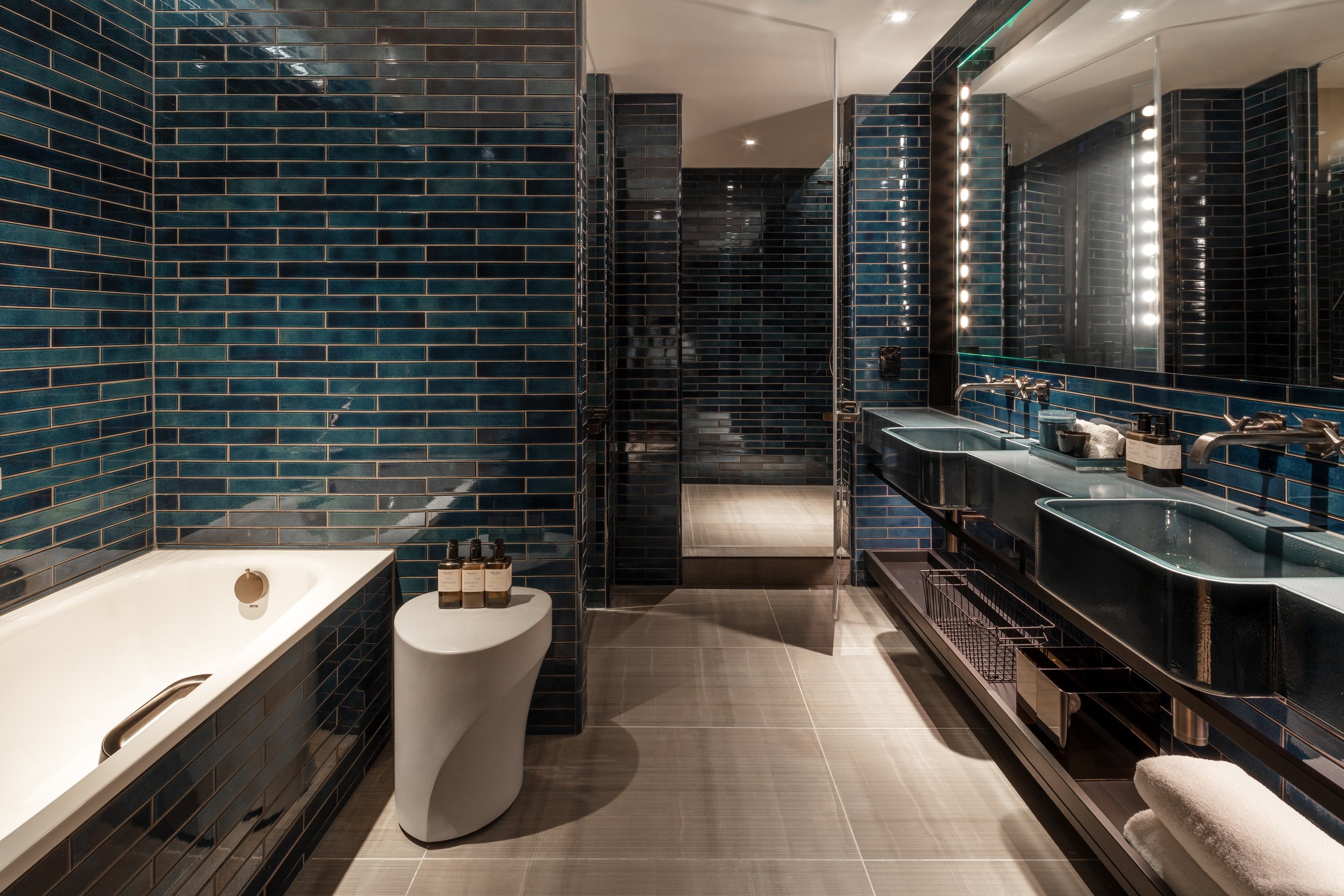 The Londoner_Capital Suite (1).jpeg