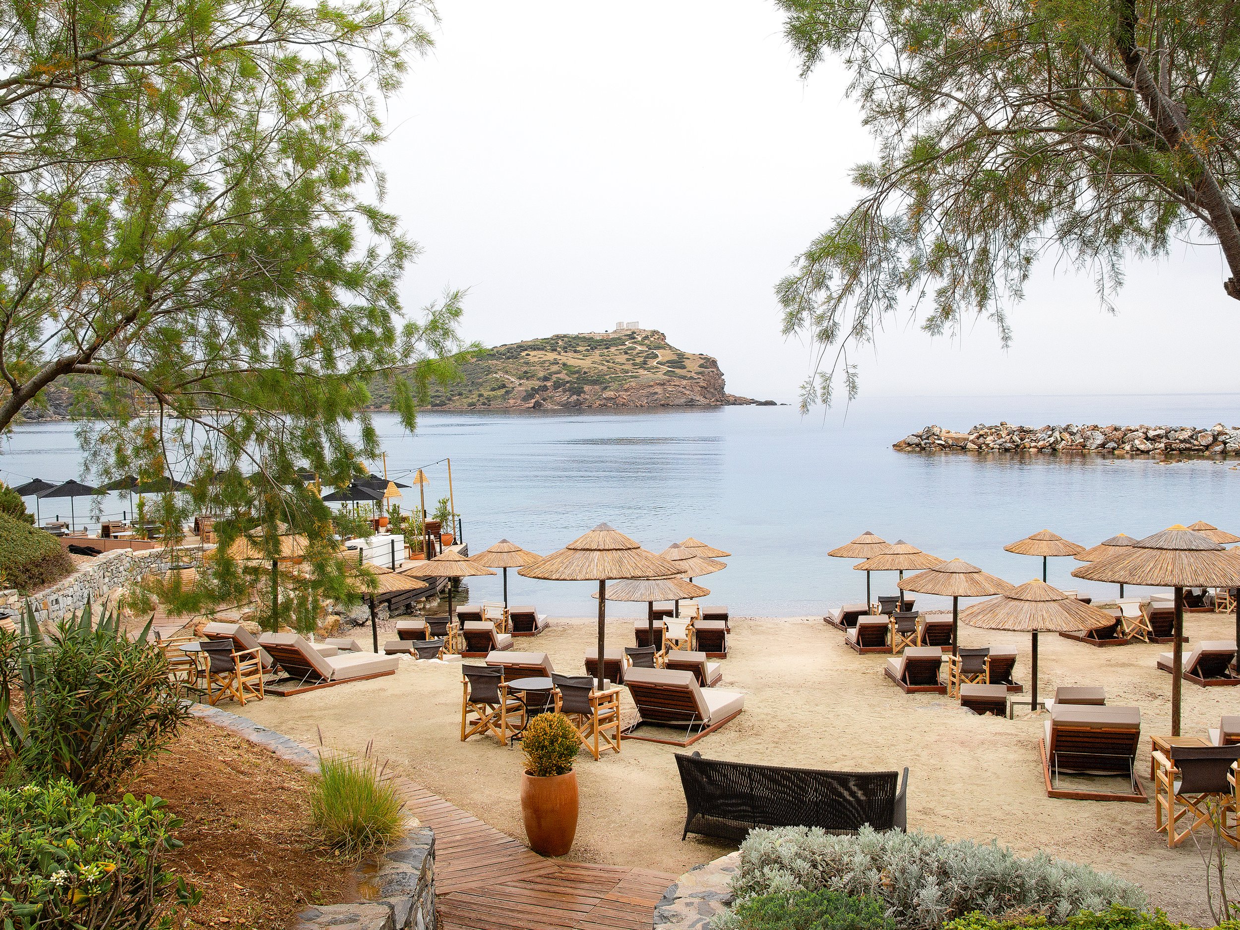 70-Secluded-beach-facing-the-temple-of-poseidon.jpg