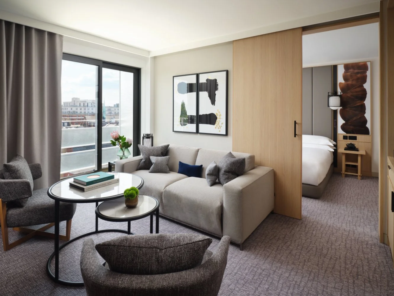 Hero_6_NobuHotelLondonPortmanSquare_OneBedroomSuite.jpg
