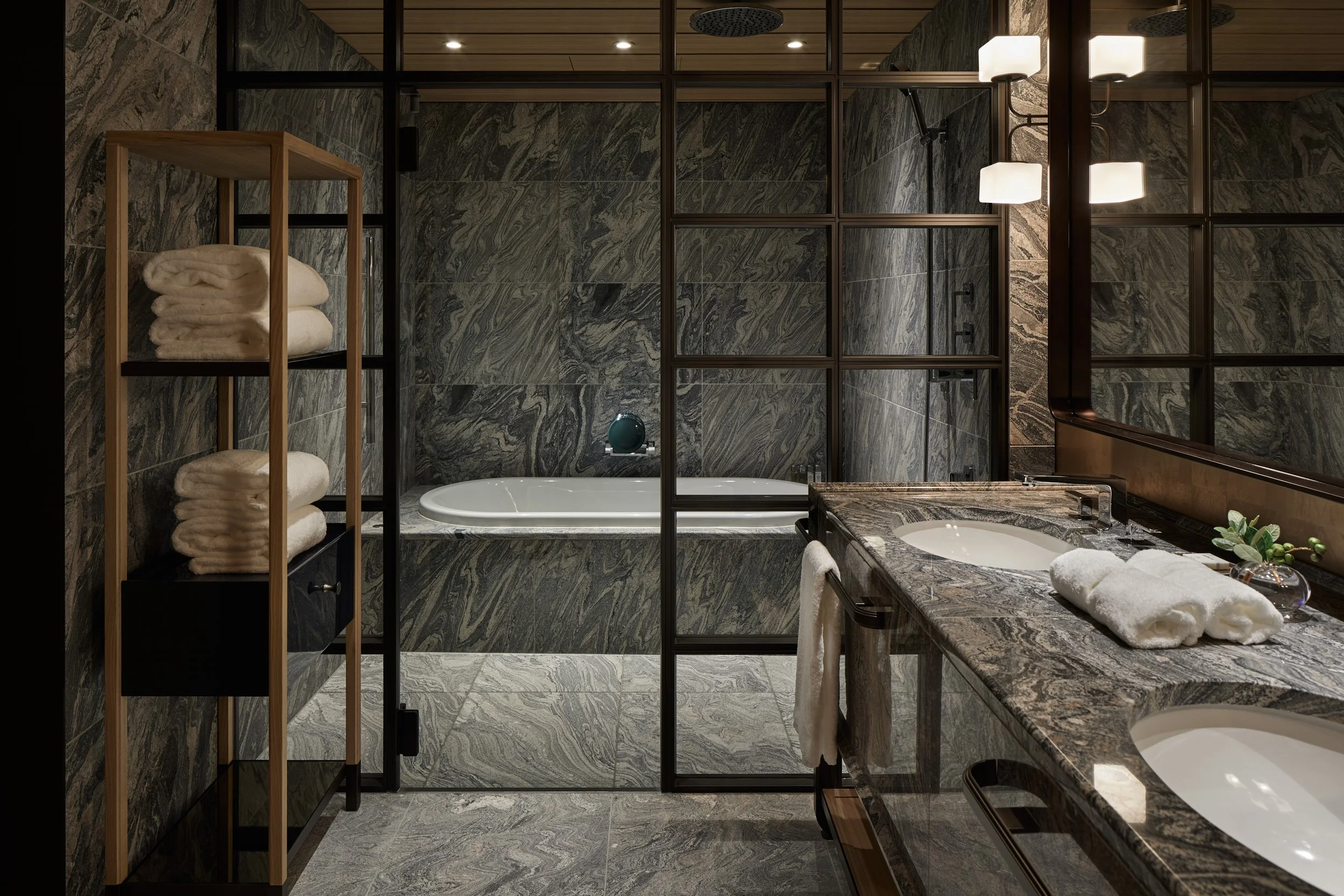 Park Hyatt Kyoto-7-Bathroom.jpg