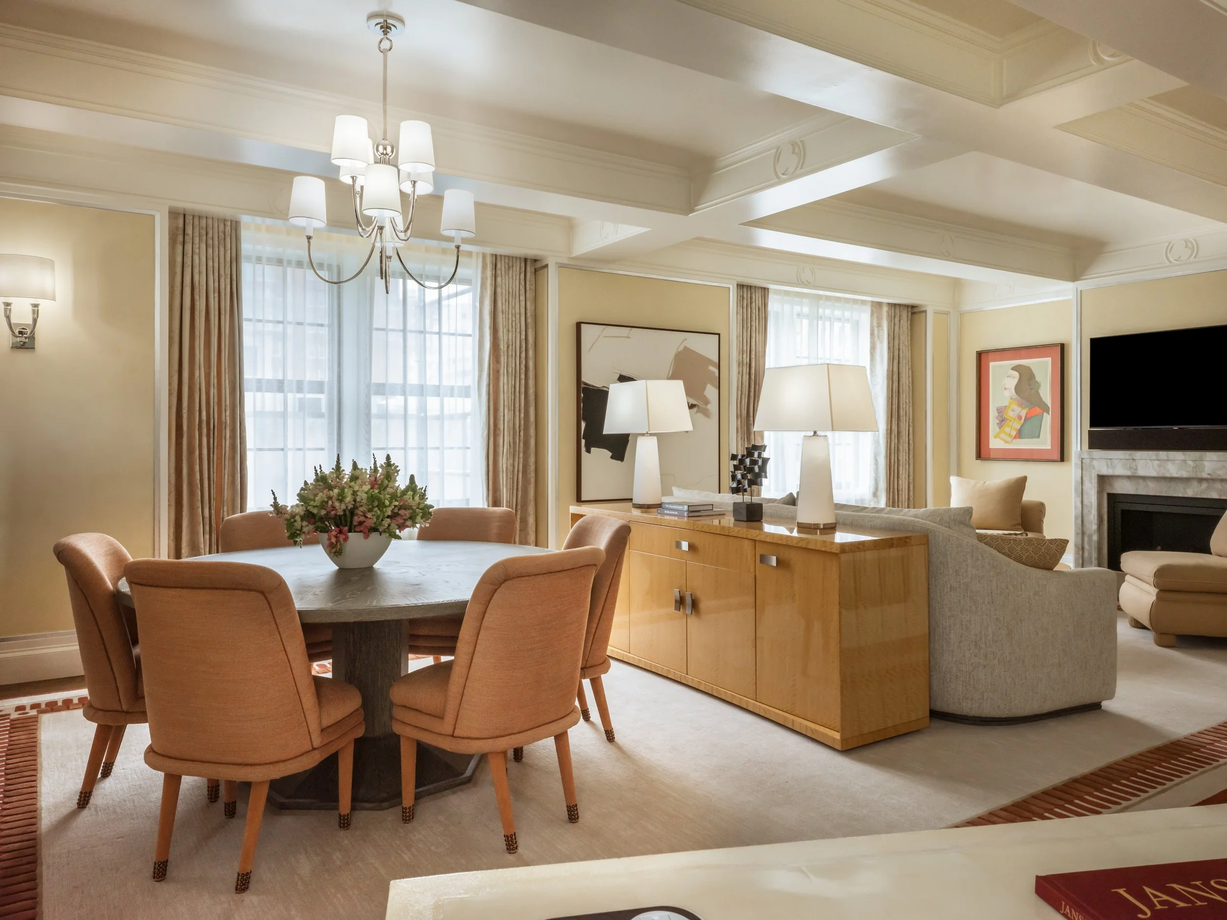 2025_CNY_Suites_BethesdaSuite809_Dining_WhatTheFox-0019.jpg