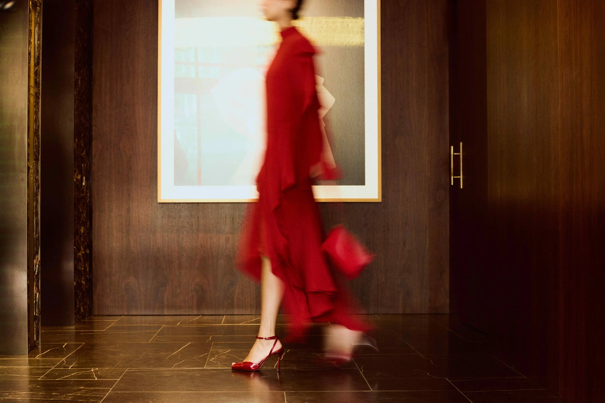 MADRP-P0558-Flamenco-Woman-Interior.jpg