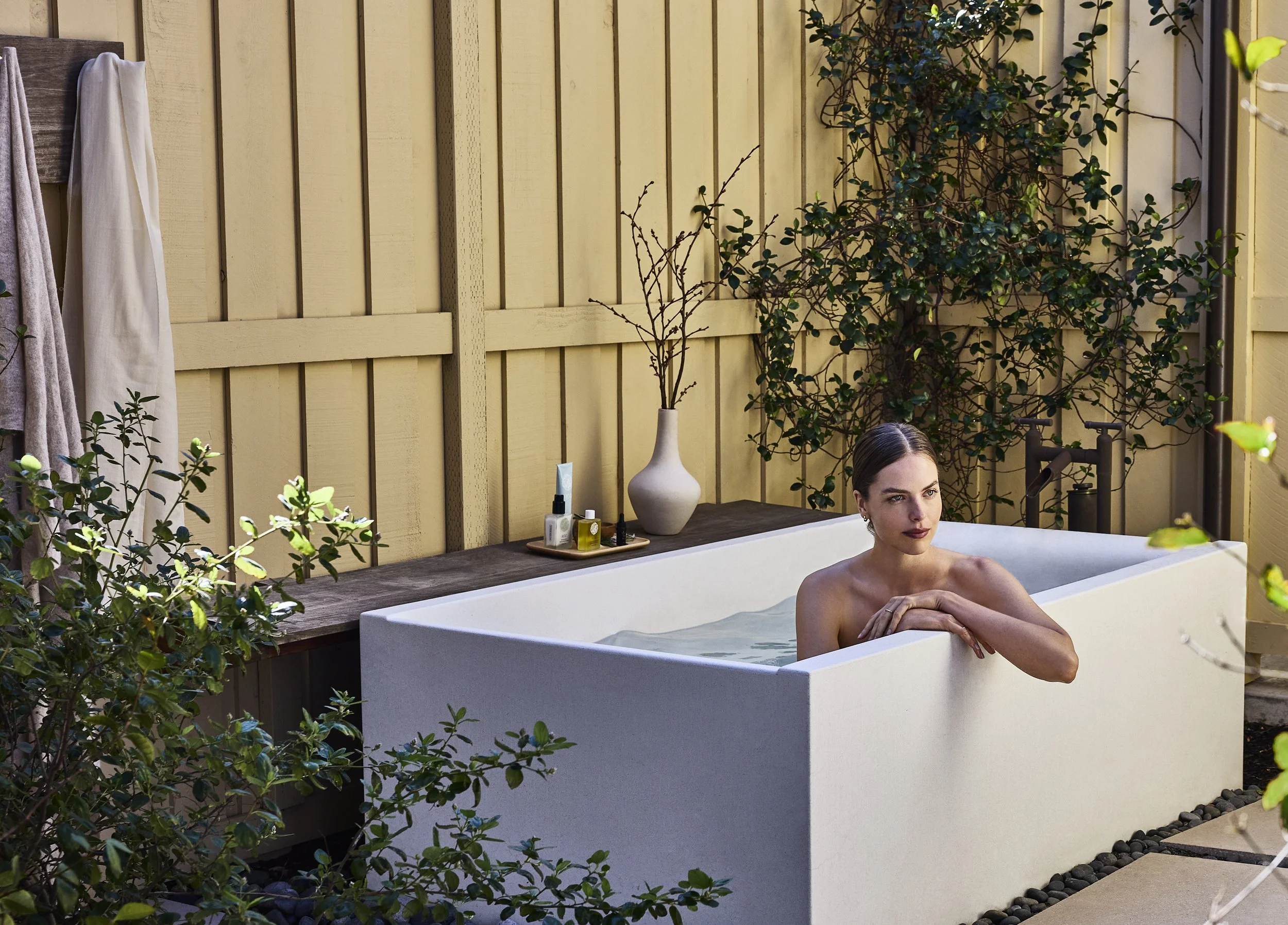 SOL_Accommodations_Suite_Orchard_Patio_Tub_2025.jpg