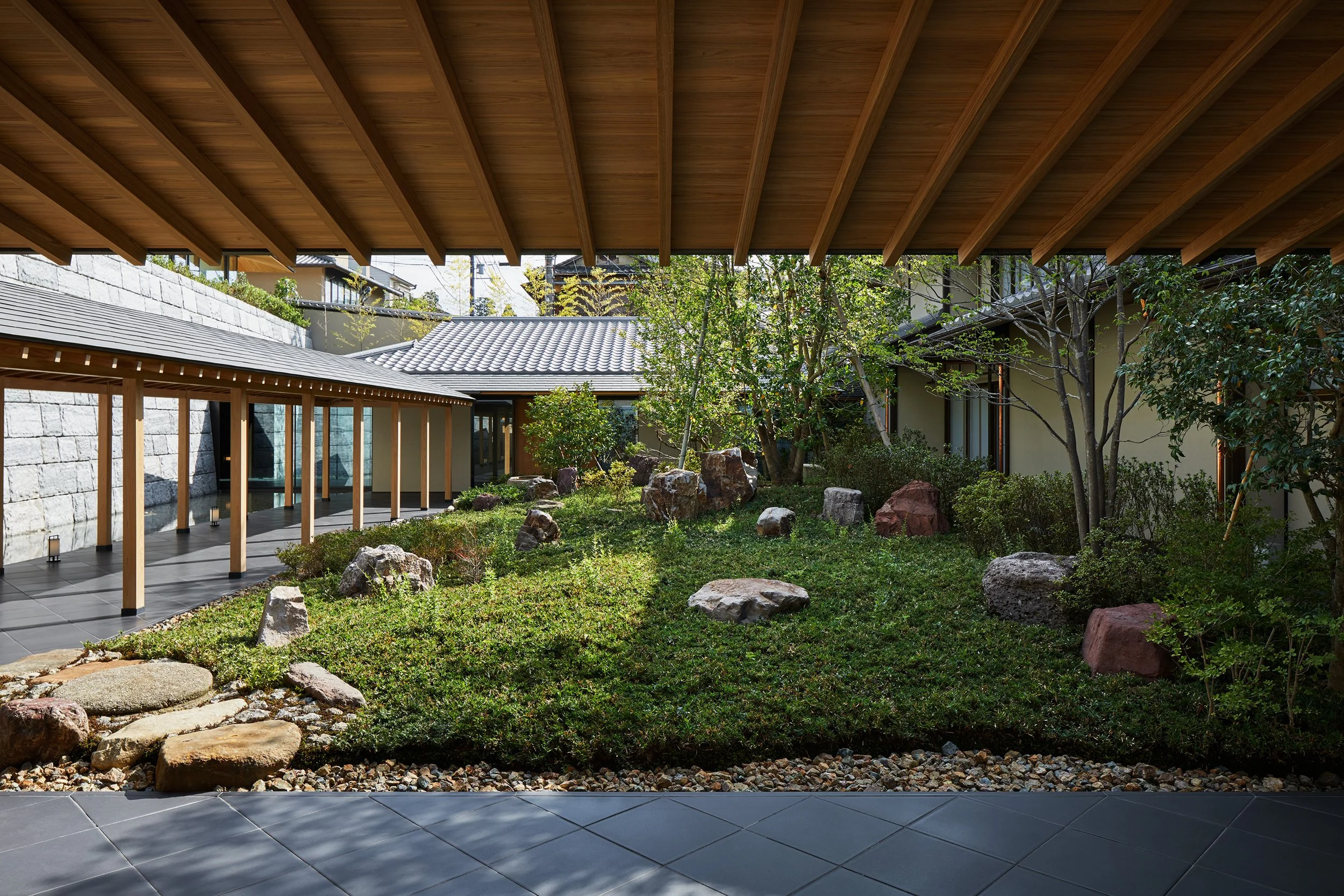 Park Hyatt Kyoto-4-Pritzker garden.jpg
