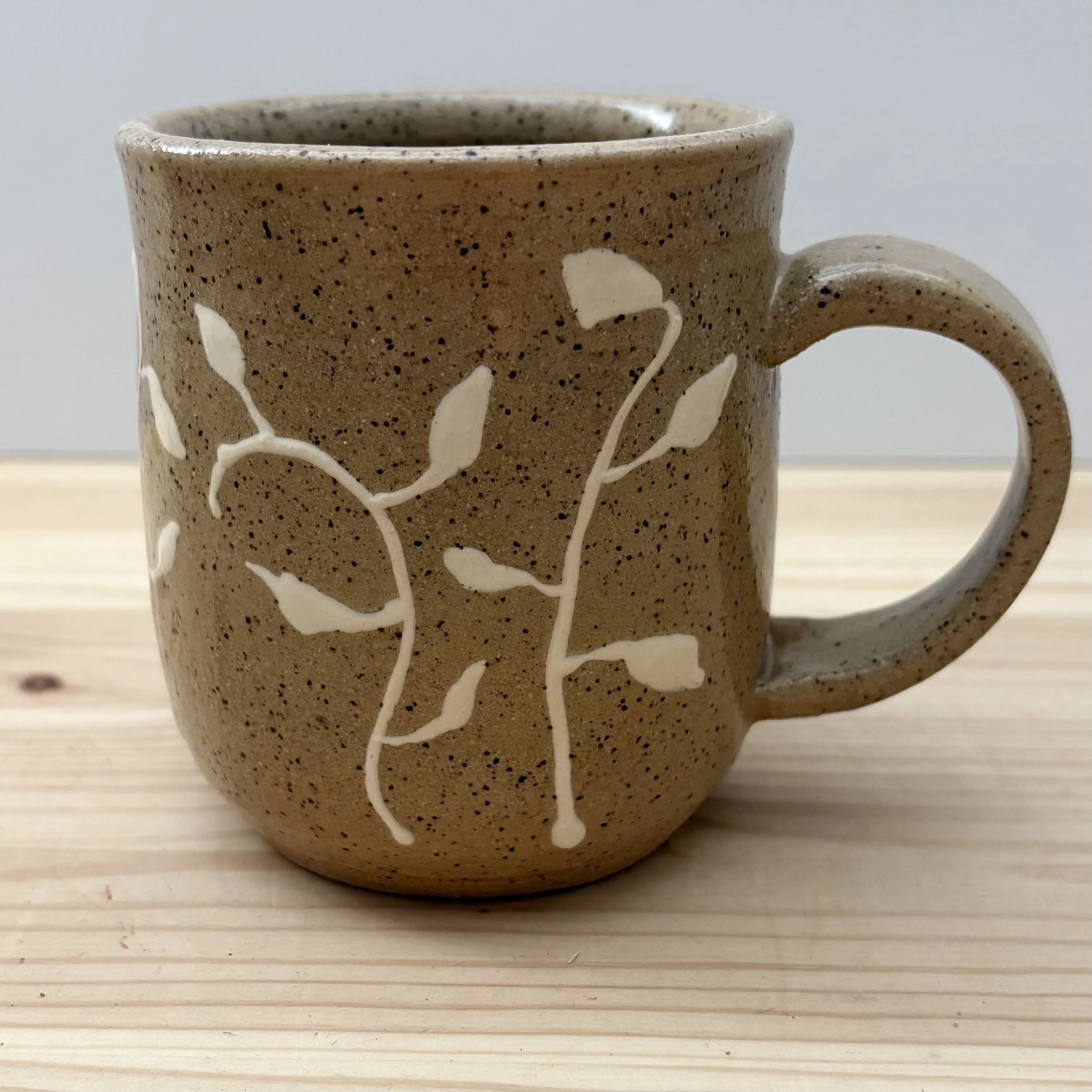 Height 4" • Holds 10 oz.