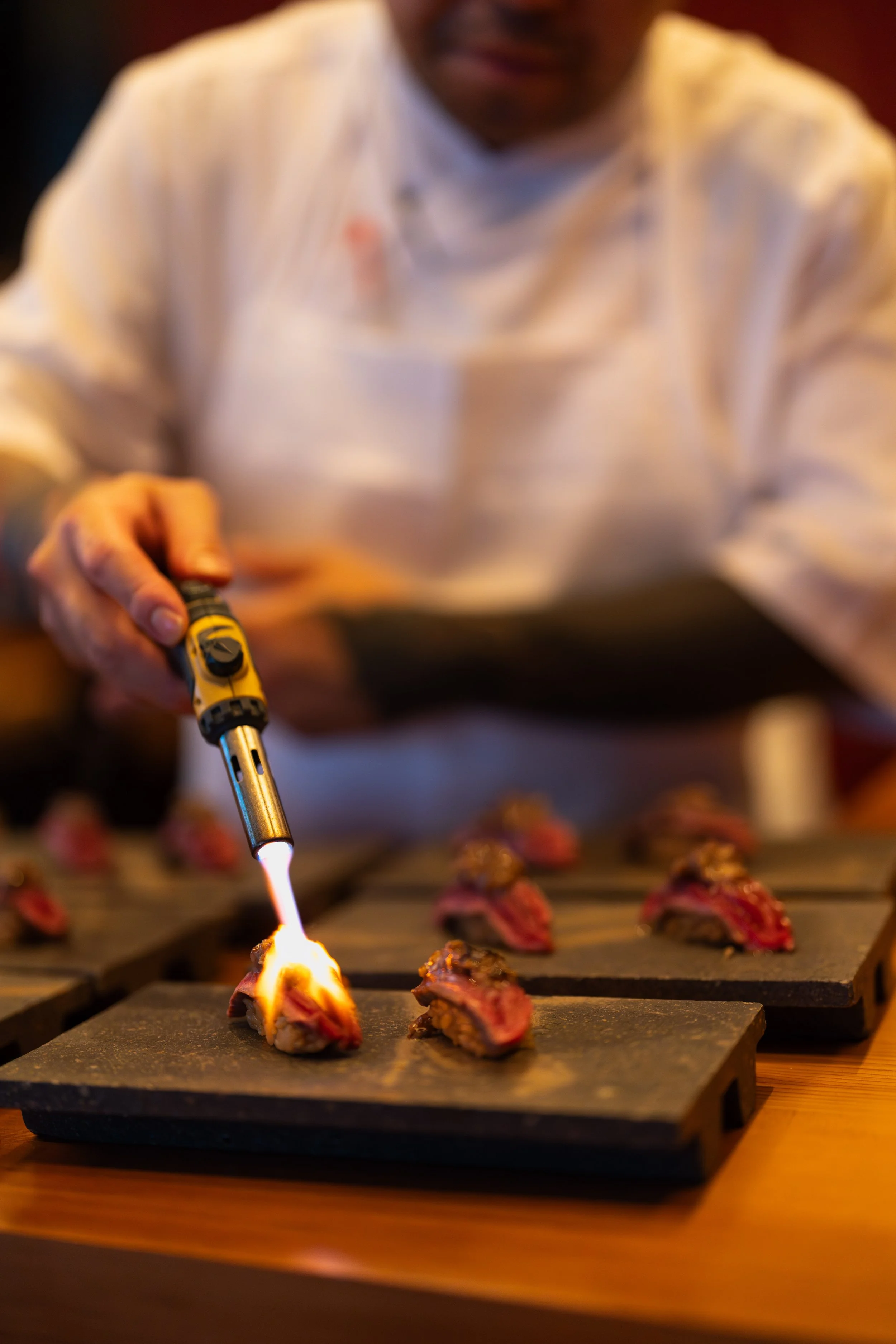 Manzo steak with flame at NOIO