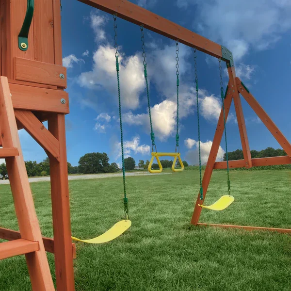 P7_Atlantis_Swings.webp