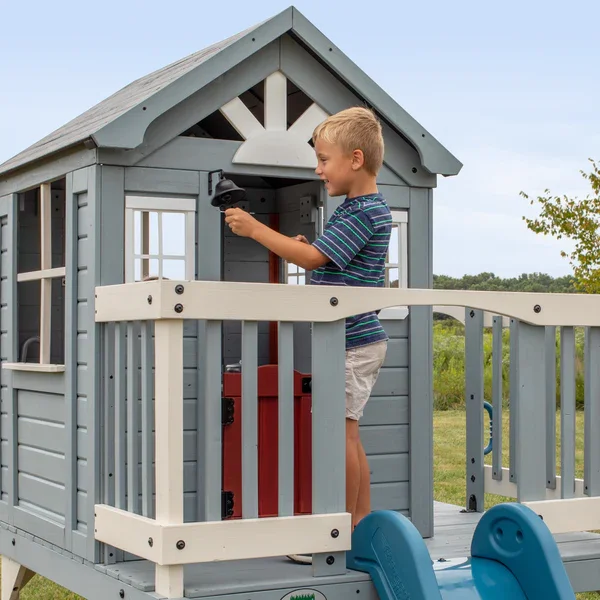 06-Beacon-Heights-Playhouse-Bell-2.webp