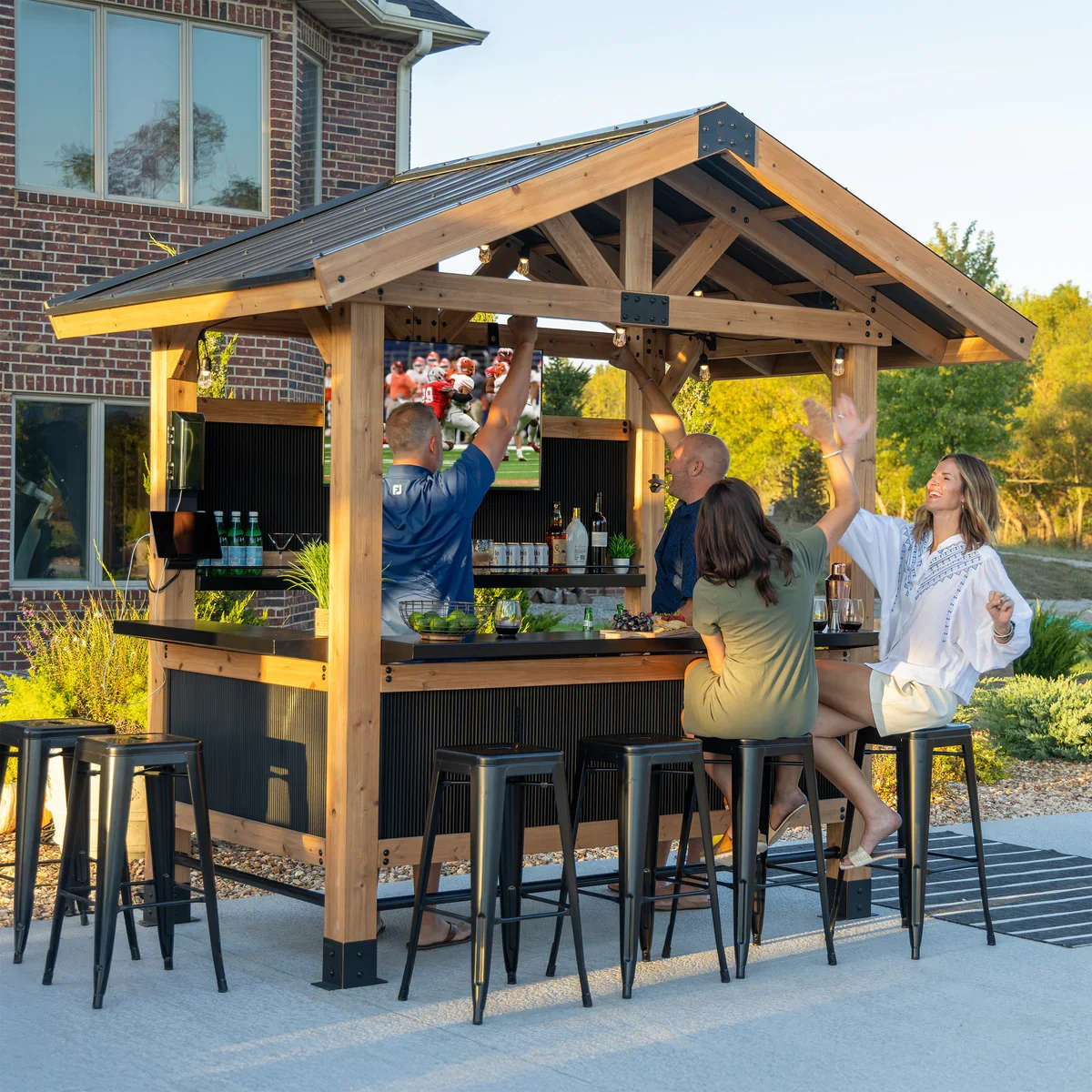 2304161-Palisade-Lifestyle1_1.webp