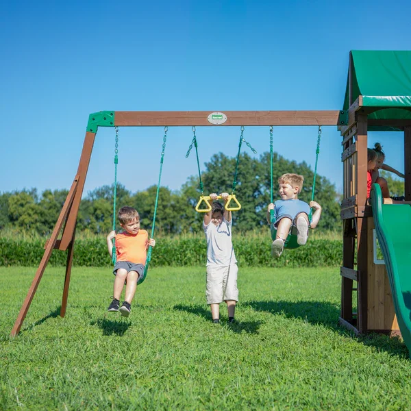Lakewood-Swings2.webp