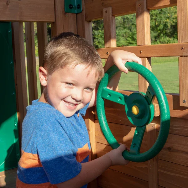 Bristol-Point-Steering-Wheel-1.webp