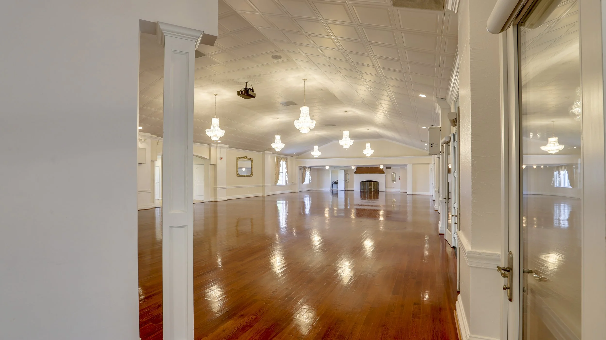 PrinceGeorgesBallroomInteriors'19-06.jpg