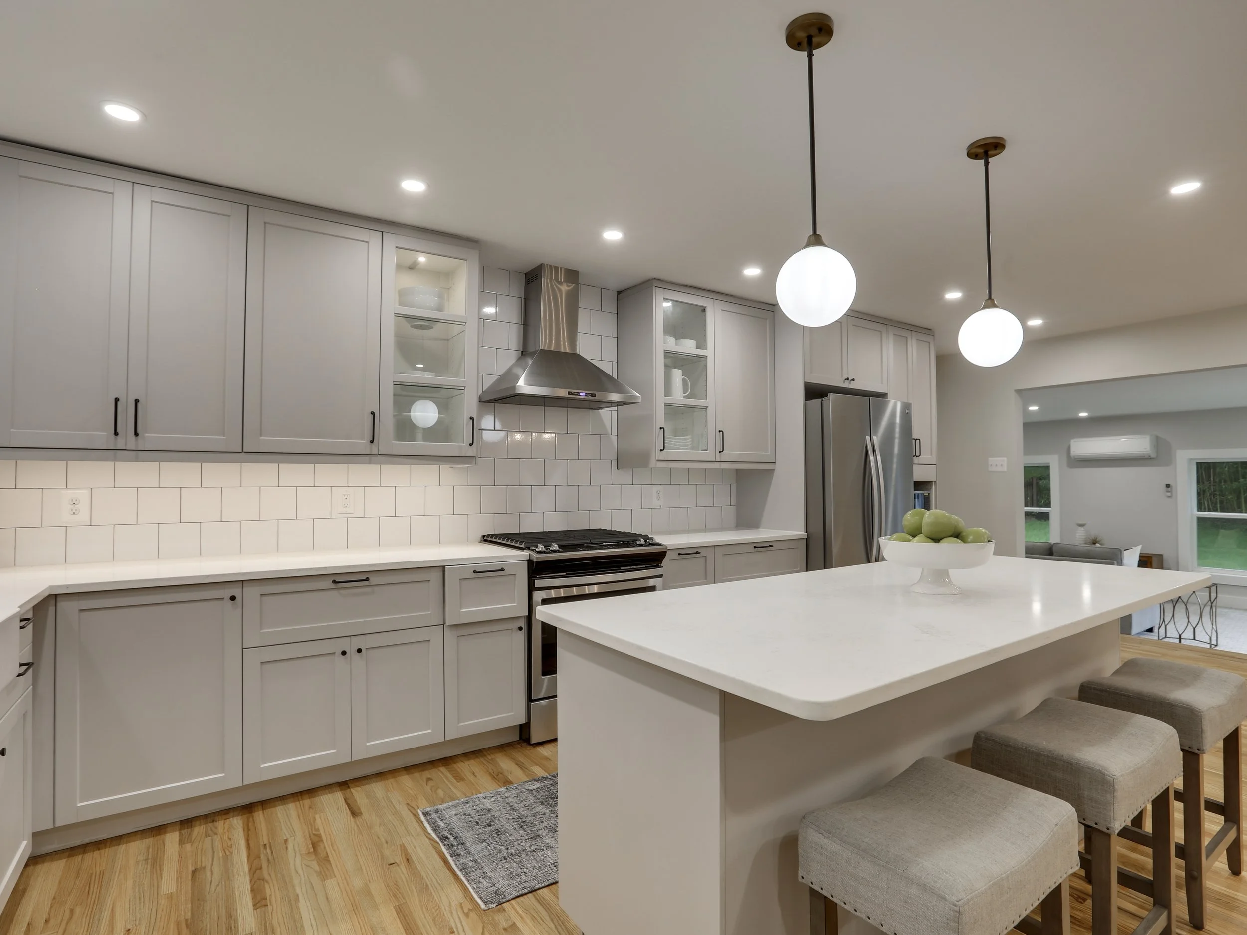 VBC x Real Estate Silver-102.jpg