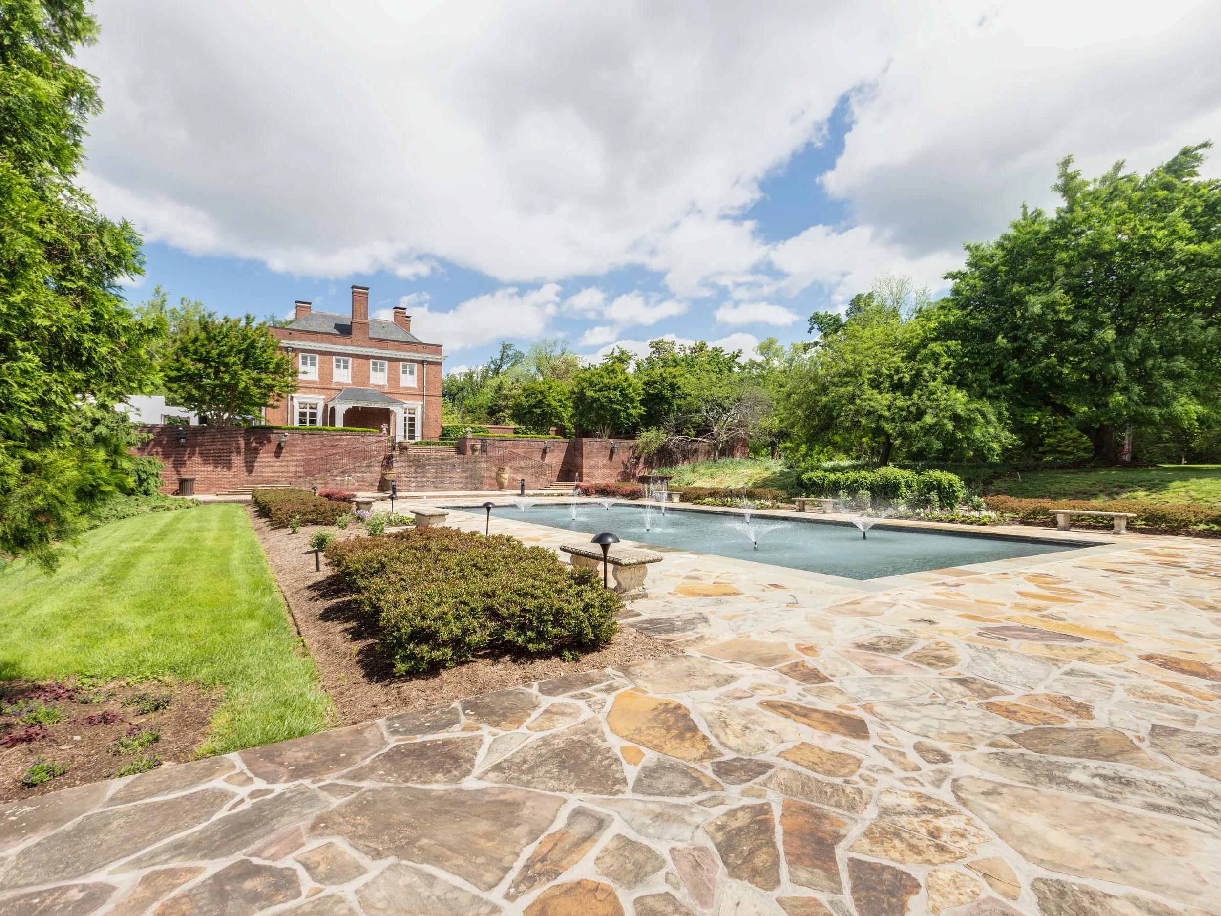 OxonHillManor'19-17.jpg