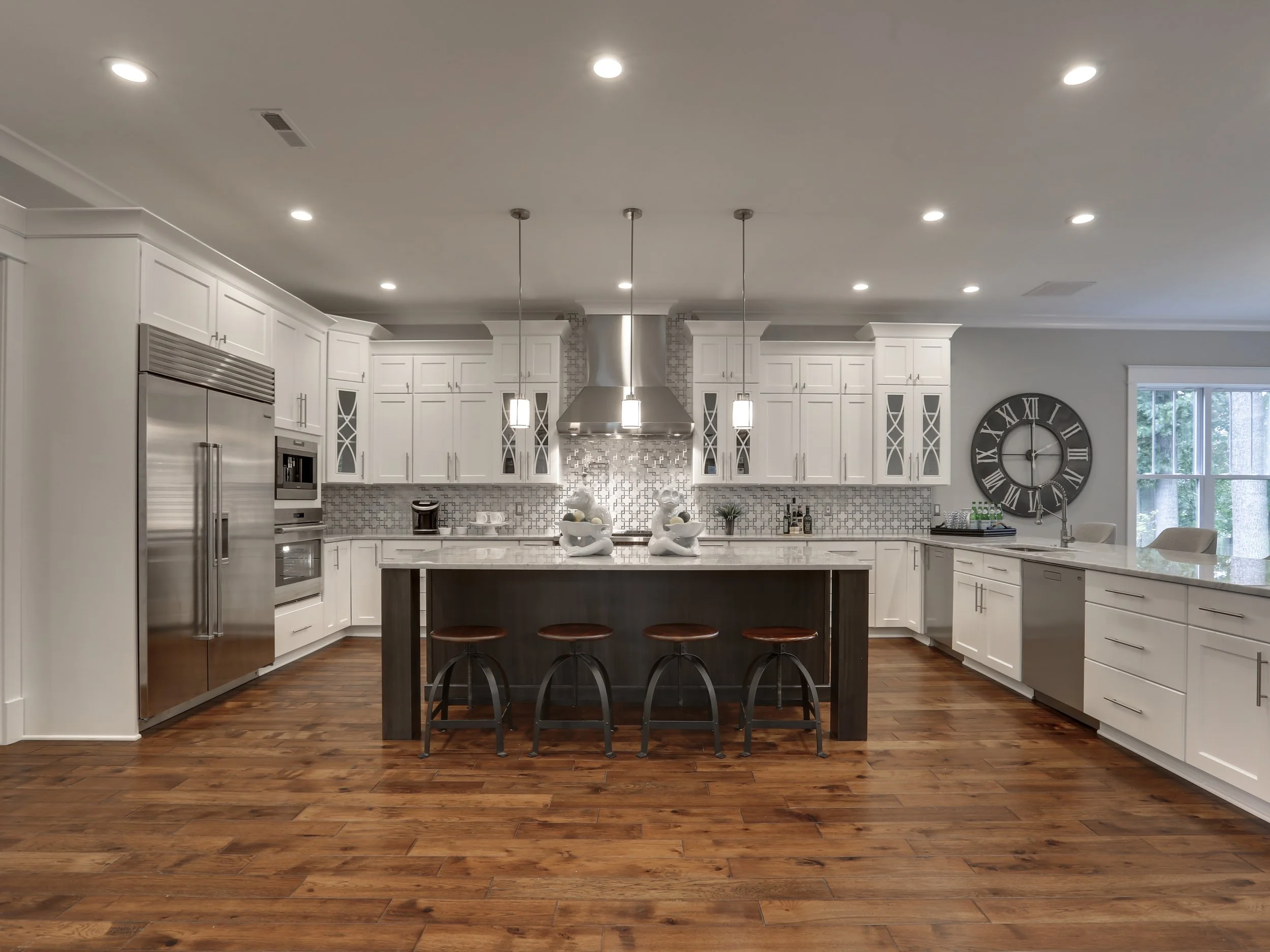 VBC x Real Estate Mansion-108.jpg