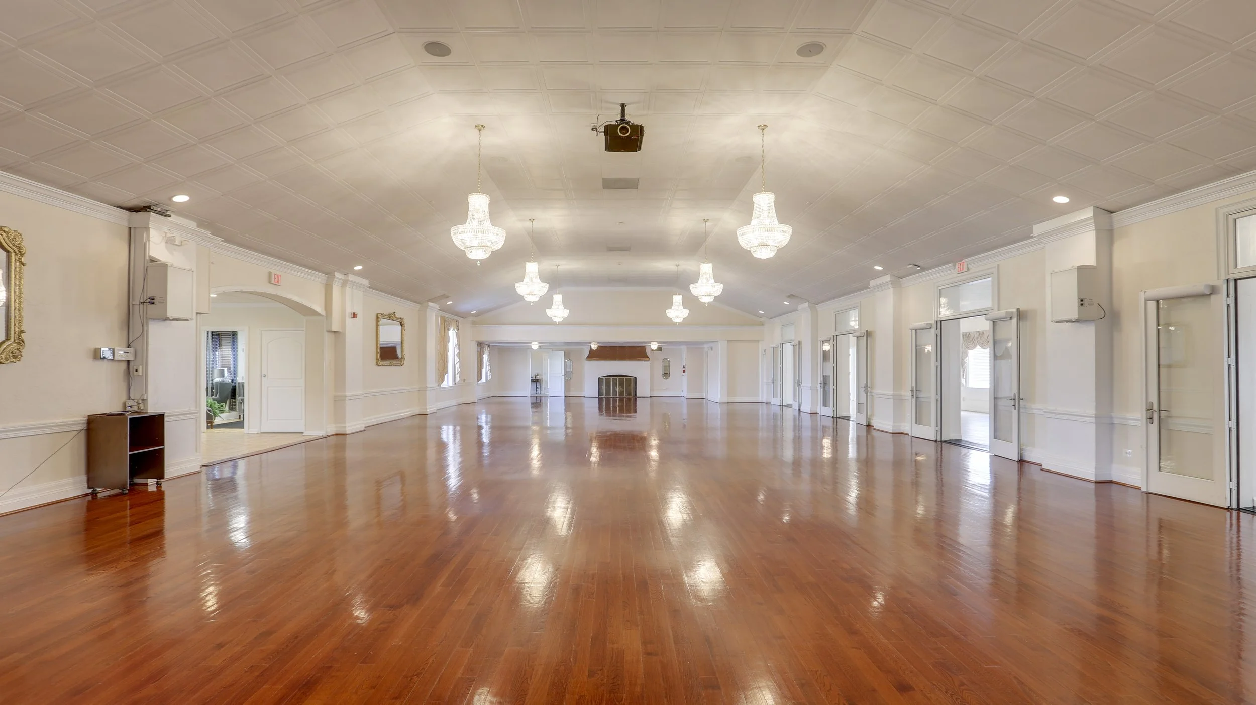 PrinceGeorgesBallroomInteriors'19-04.jpg
