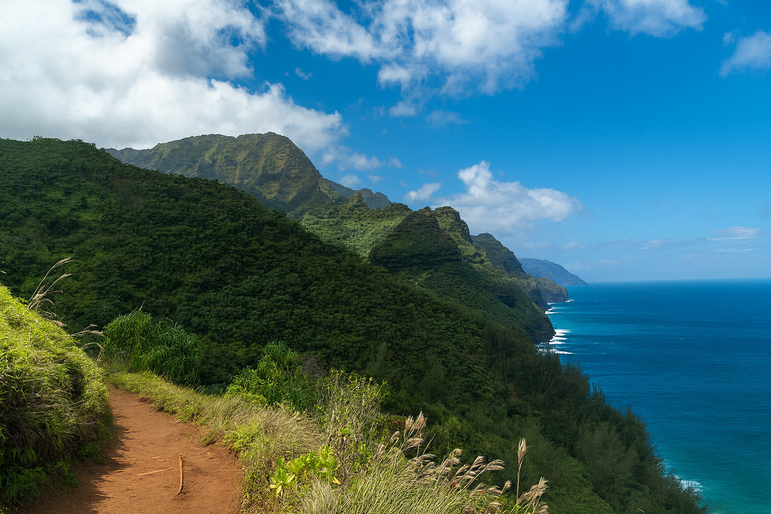 Kalalau Trail looking towards the Nāpali Coast.