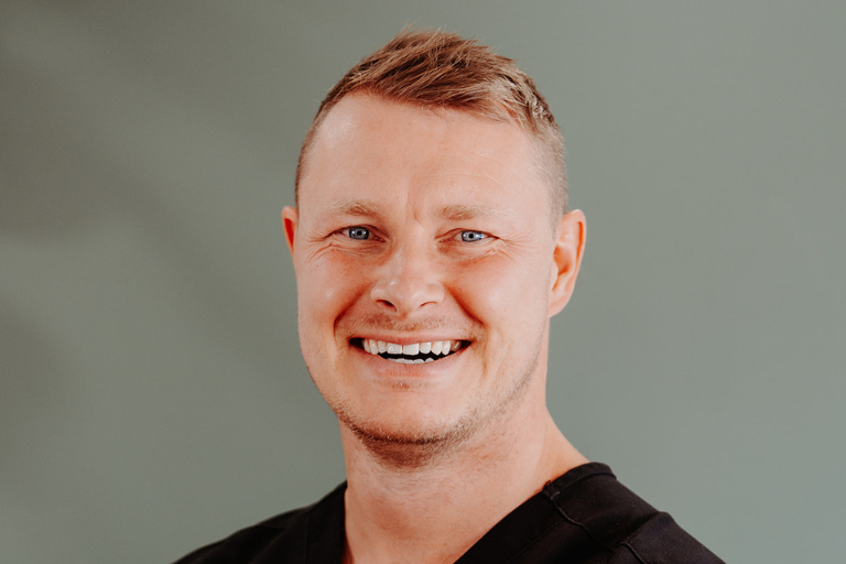 DR. KRIS PARKIN | Dentist at Battery Hill Dental