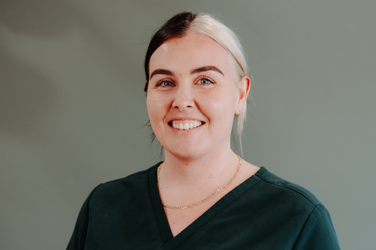 DR. KELLEY DICKINSON | Dentist at Battery Hill Dental