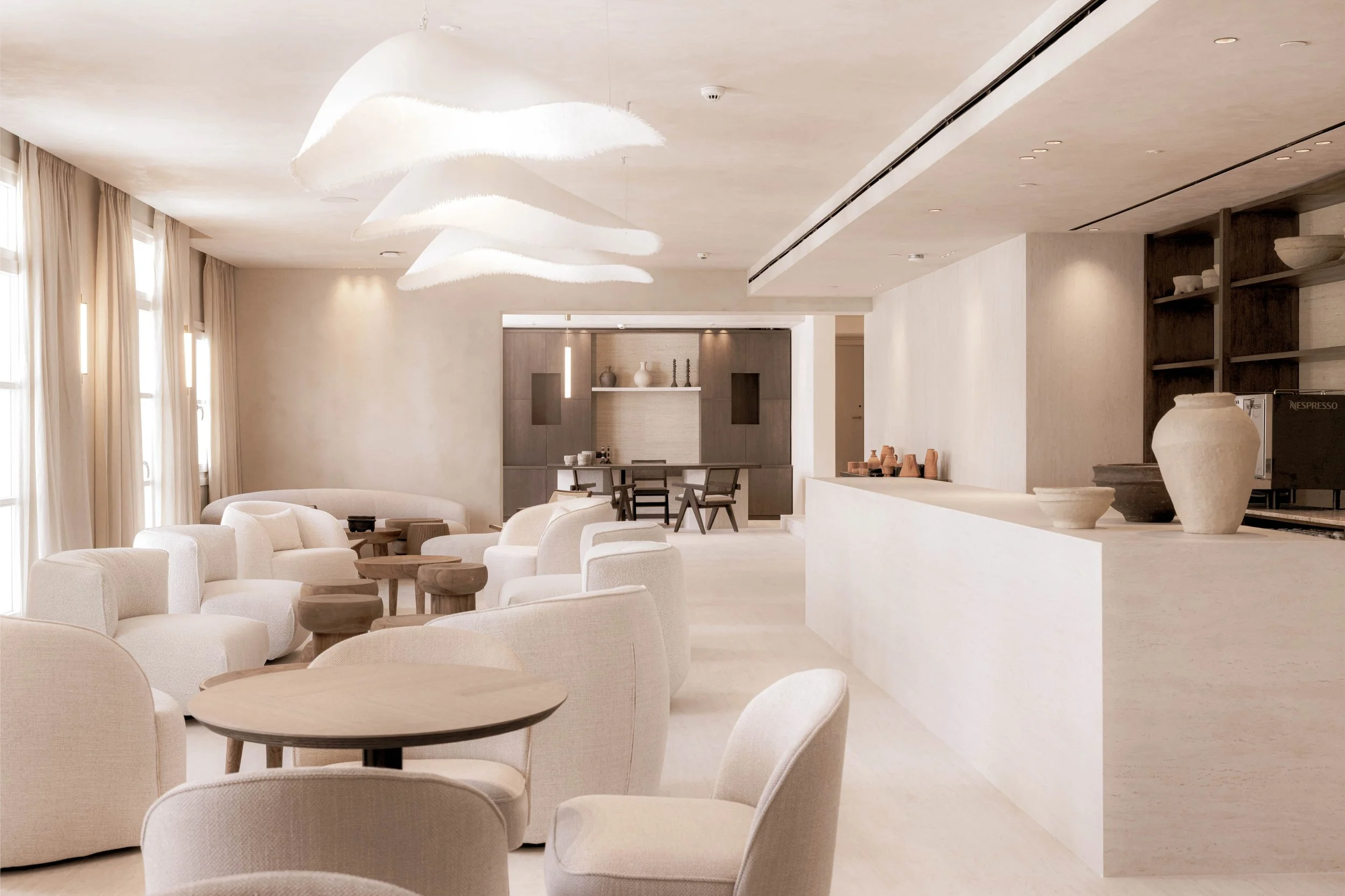lobby_4.jpg