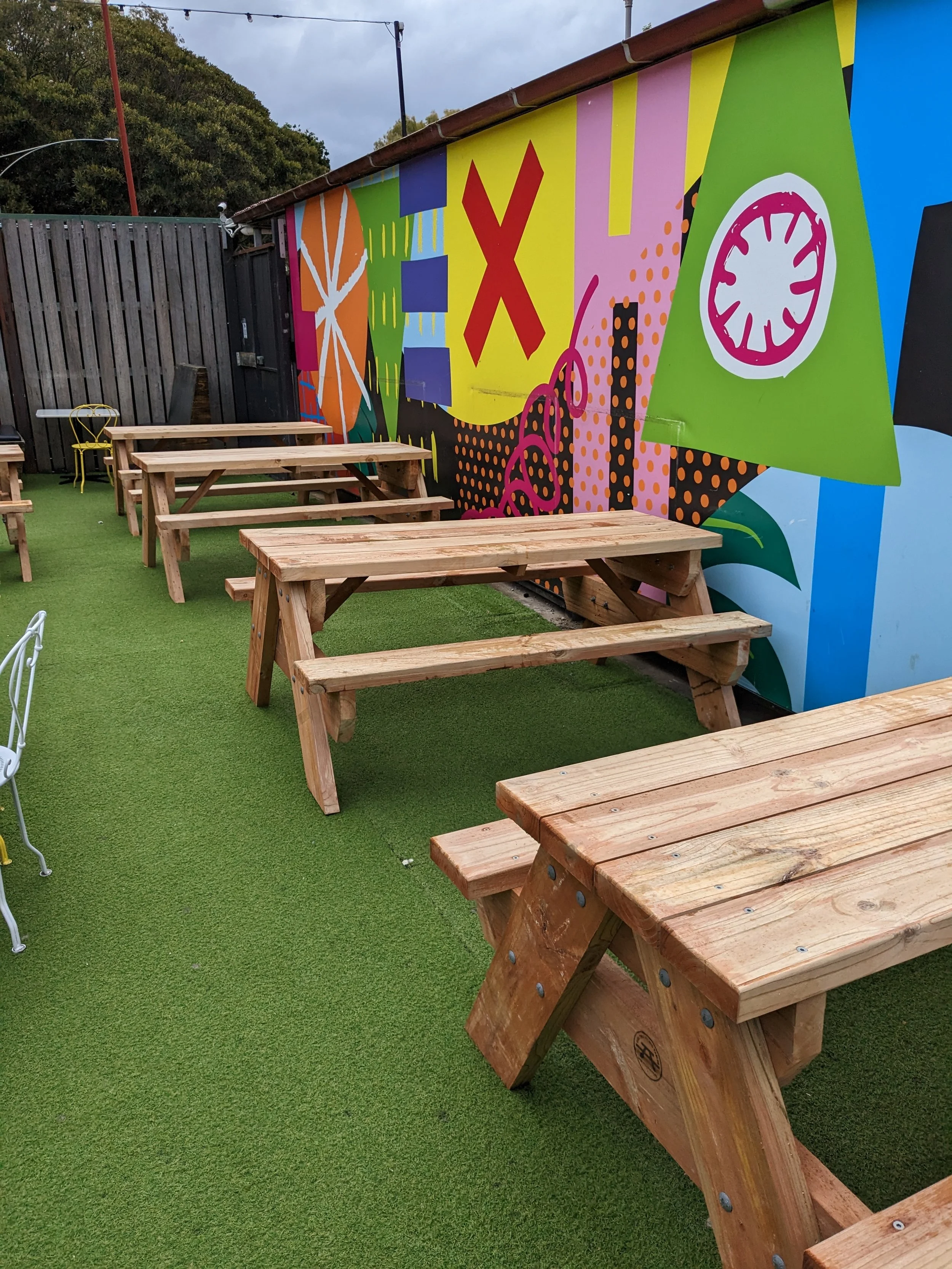 Outdoor picnic tables made in Geelong