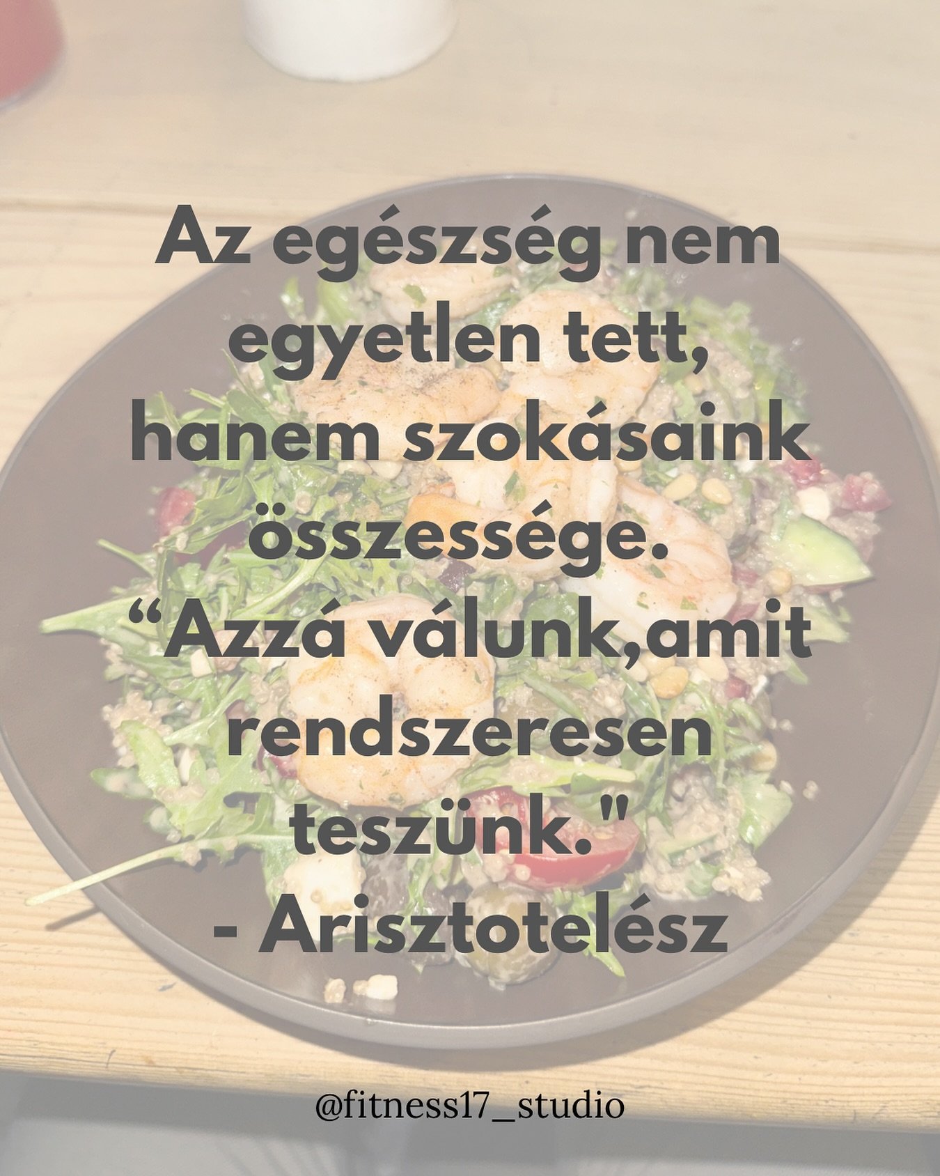 &ldquo;Azz&aacute; v&aacute;lunk amit rendszeresen tesz&uuml;nk&rdquo; 

Ha belegondolsz mennyire igaz ez a mond&aacute;s. Ha sokat futsz, jobb lesz az &aacute;ll&oacute;k&eacute;pess&eacute;ged. Ha minden edz&eacute;sen egy picivel nagyobb s&uacute;