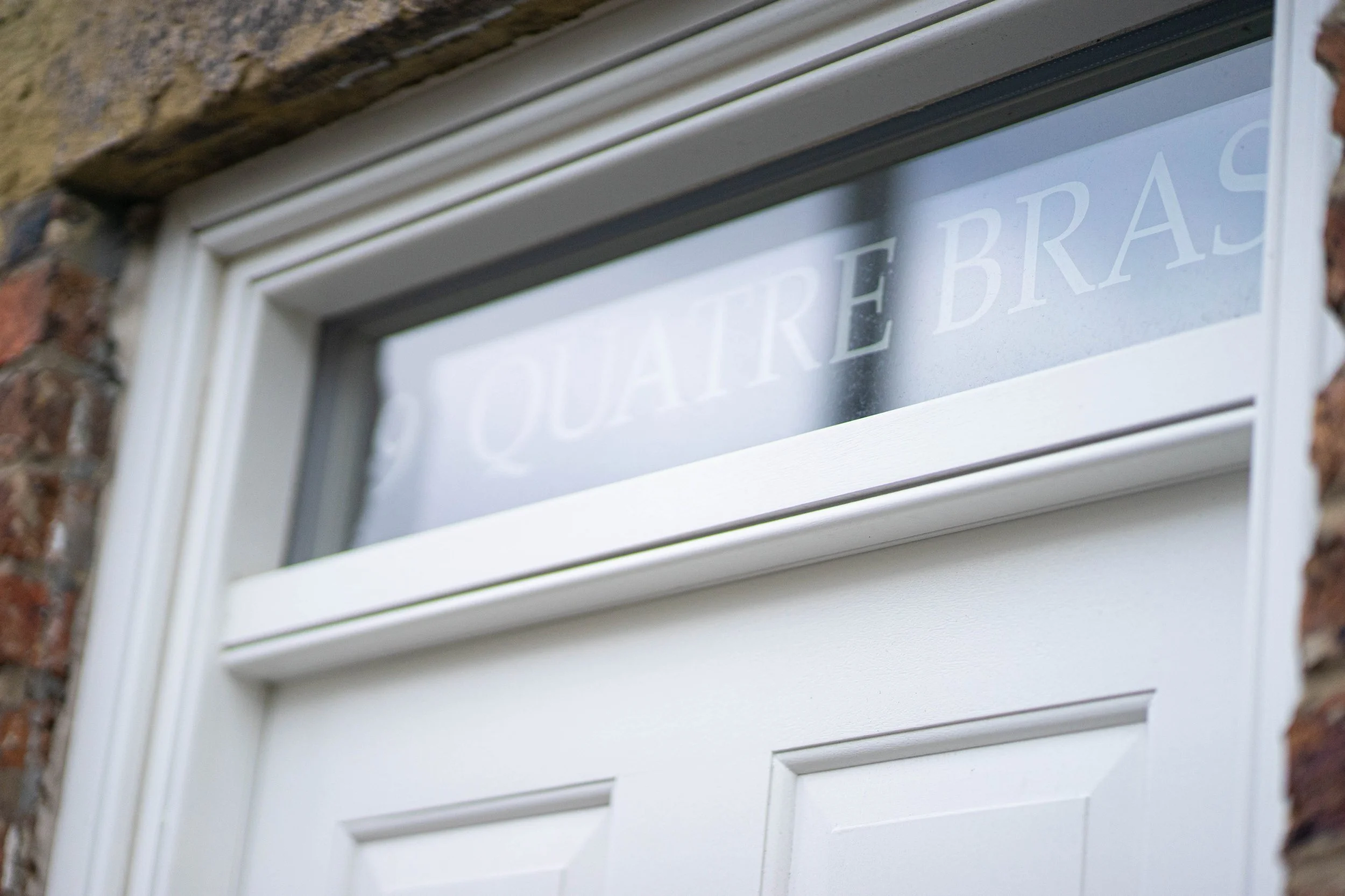 front door quatra bras 3.jpg