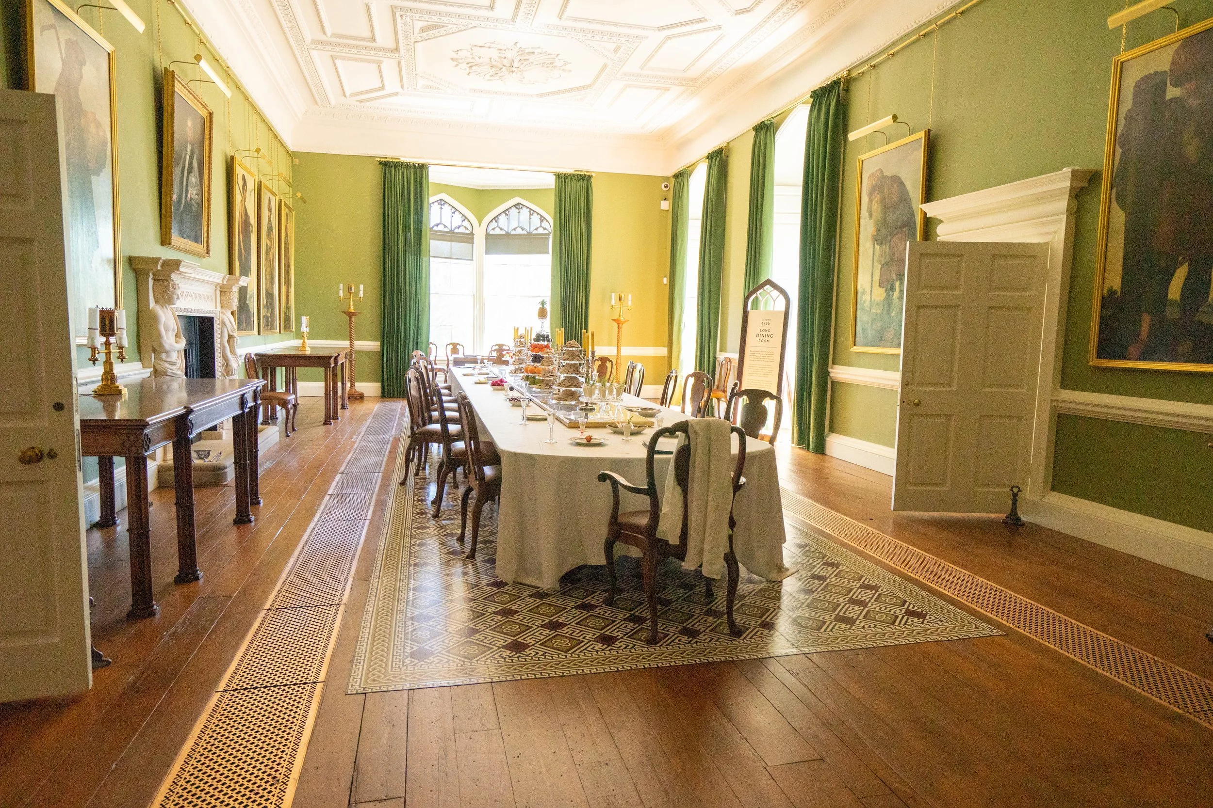 AC - Long table .jpg