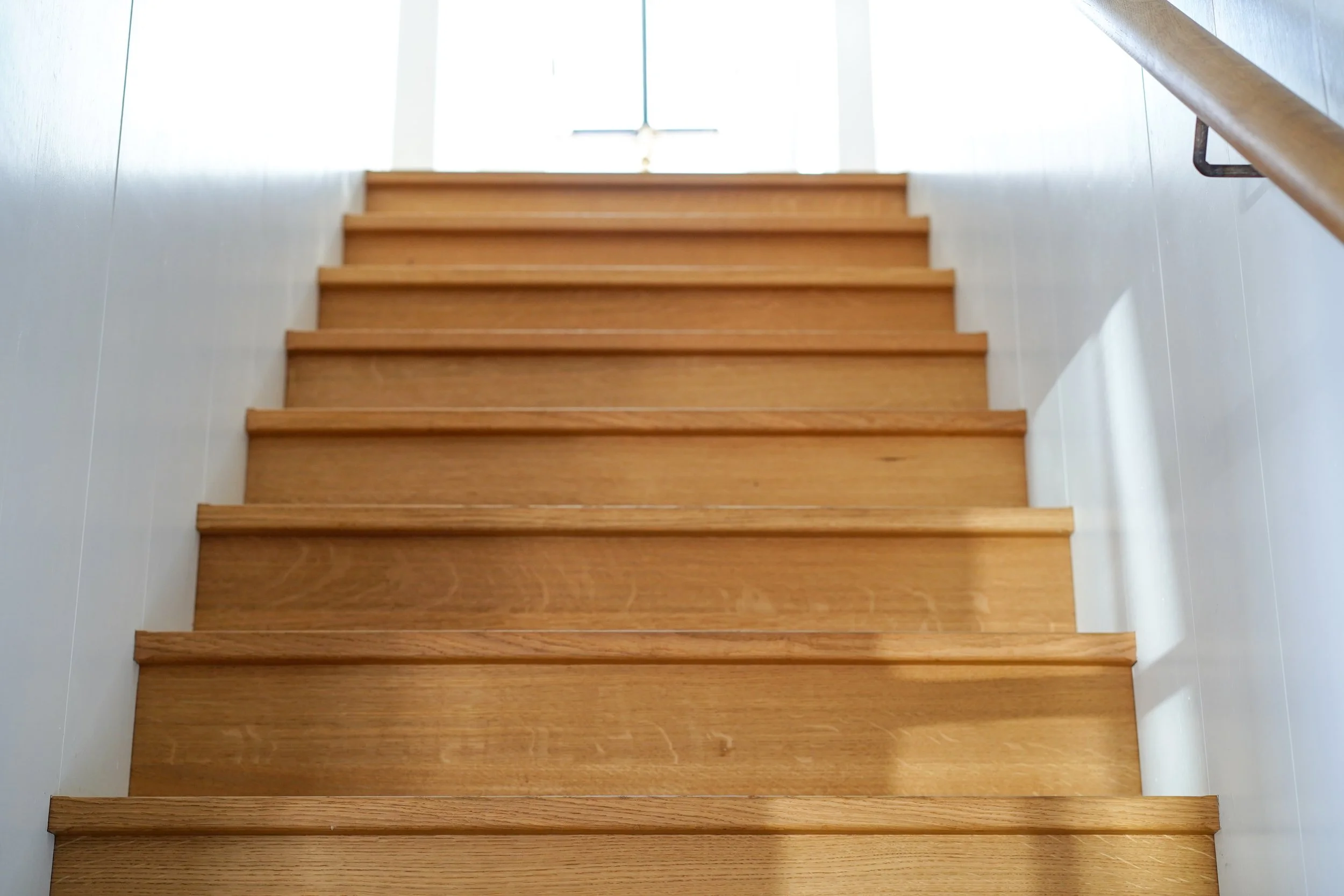 oak stairs 2 .jpg
