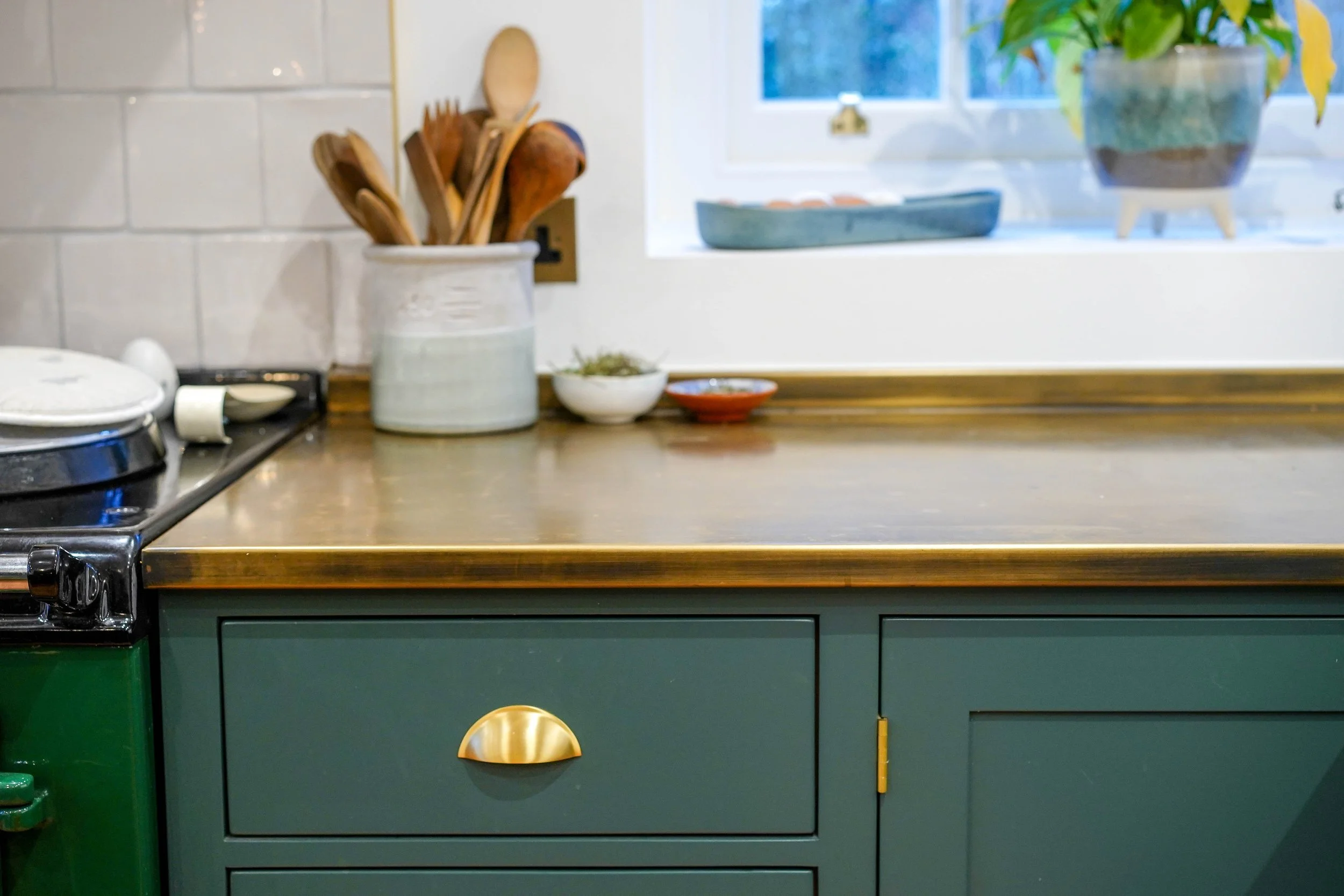 green kitchen 4 .jpg